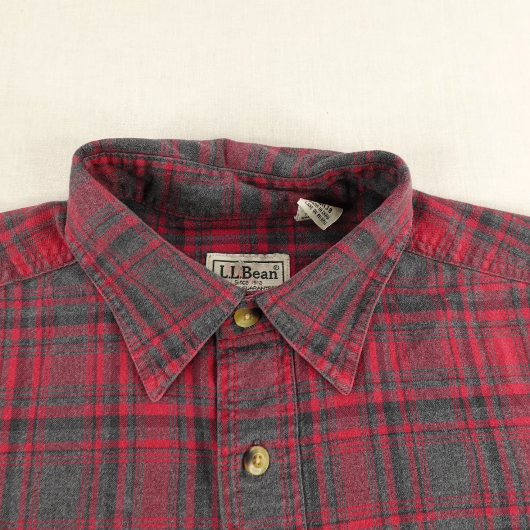 Vintage VINTAGE L.L. Bean Flannel Shirt Mens Small Red Gray Plaid Button-Up Outdoor Utility Size US S / EU 44-46 / 1 - 2 Thumbnail