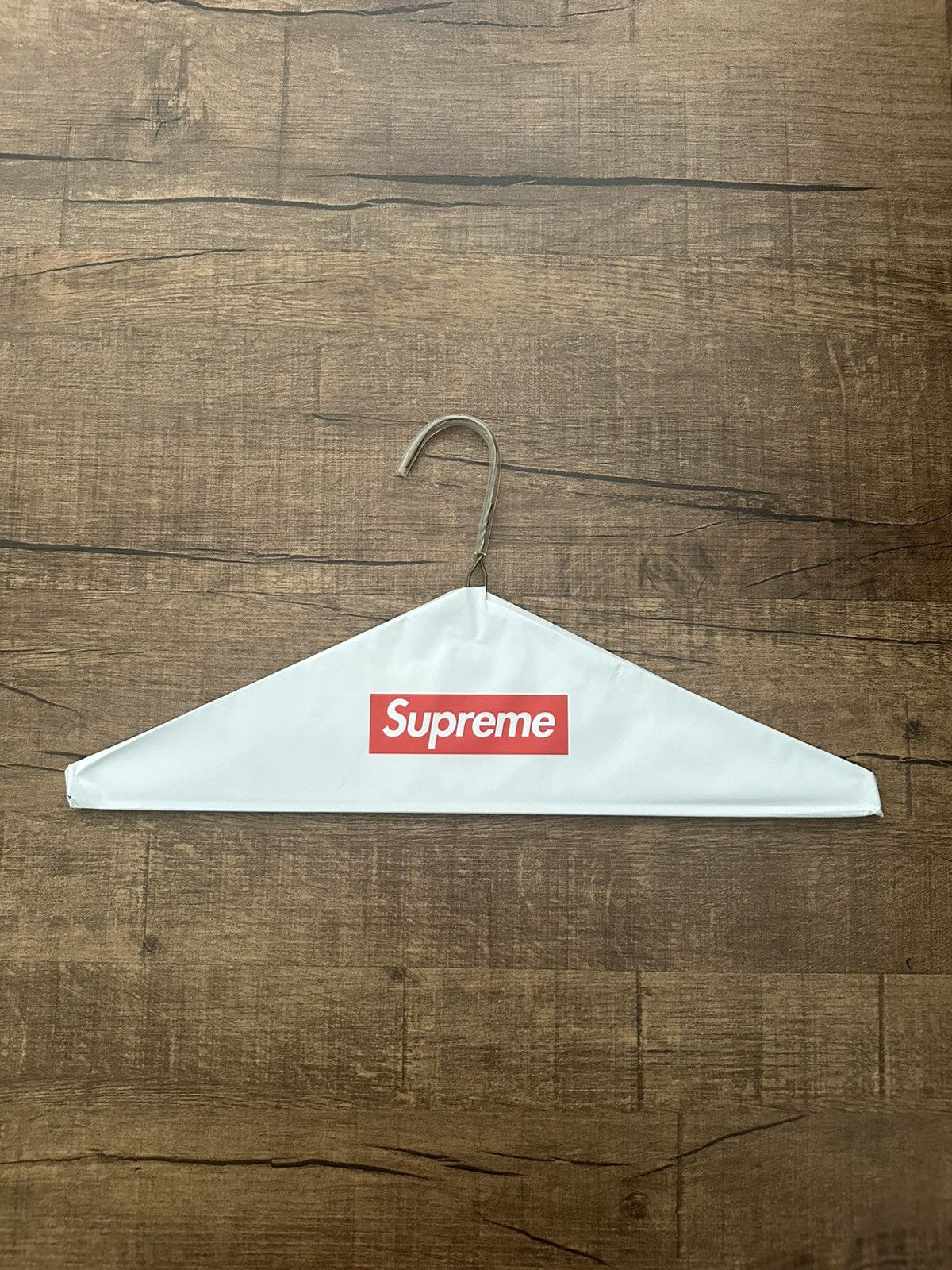 Supreme Supreme Hanger + Sticker Set Size ONE SIZE - 3 Thumbnail