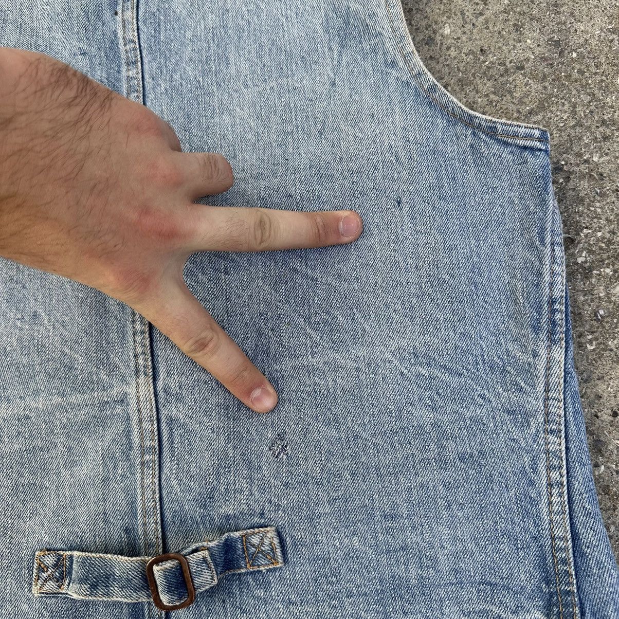 Levi's VERY RARE WESTERN 60s/70s Levi’s White/Red Reverse Tab Vest Size S / US 4 / IT 40 - 11 Thumbnail