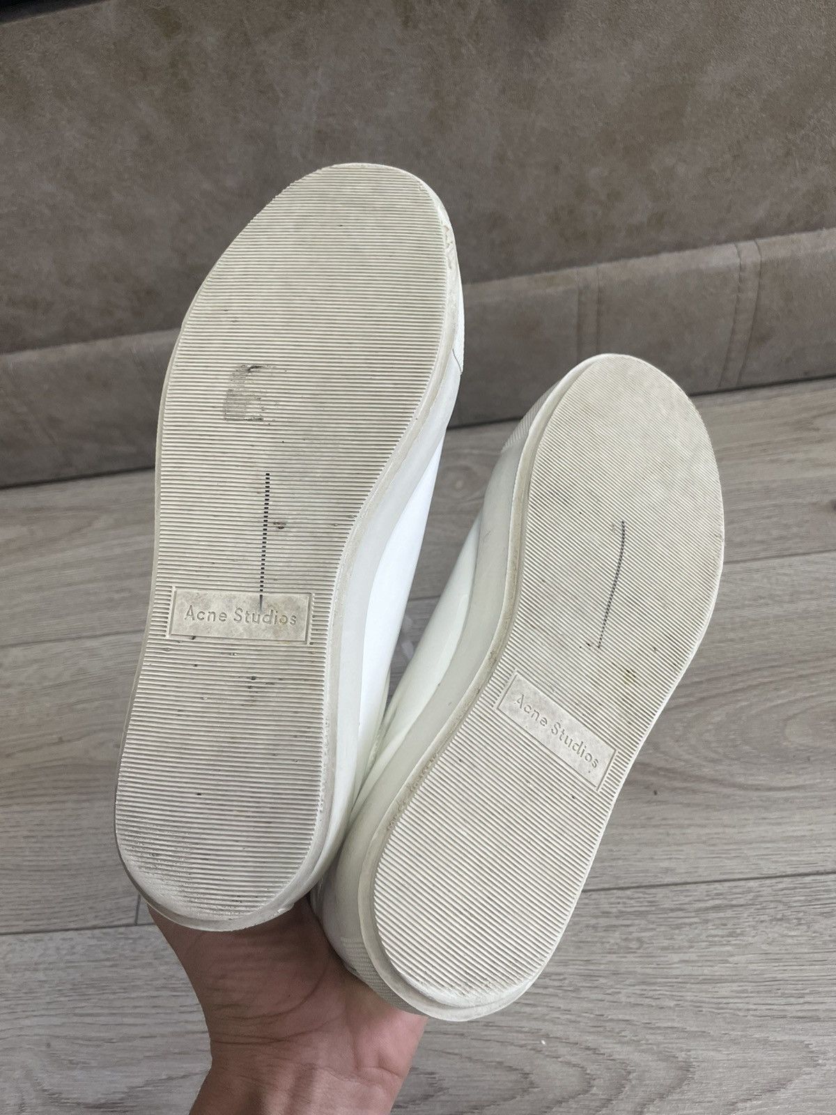 Acne Studios Acne Studios Adriana Patent White Low-Top Sneakers Size US 7 / IT 37 - 17 Thumbnail