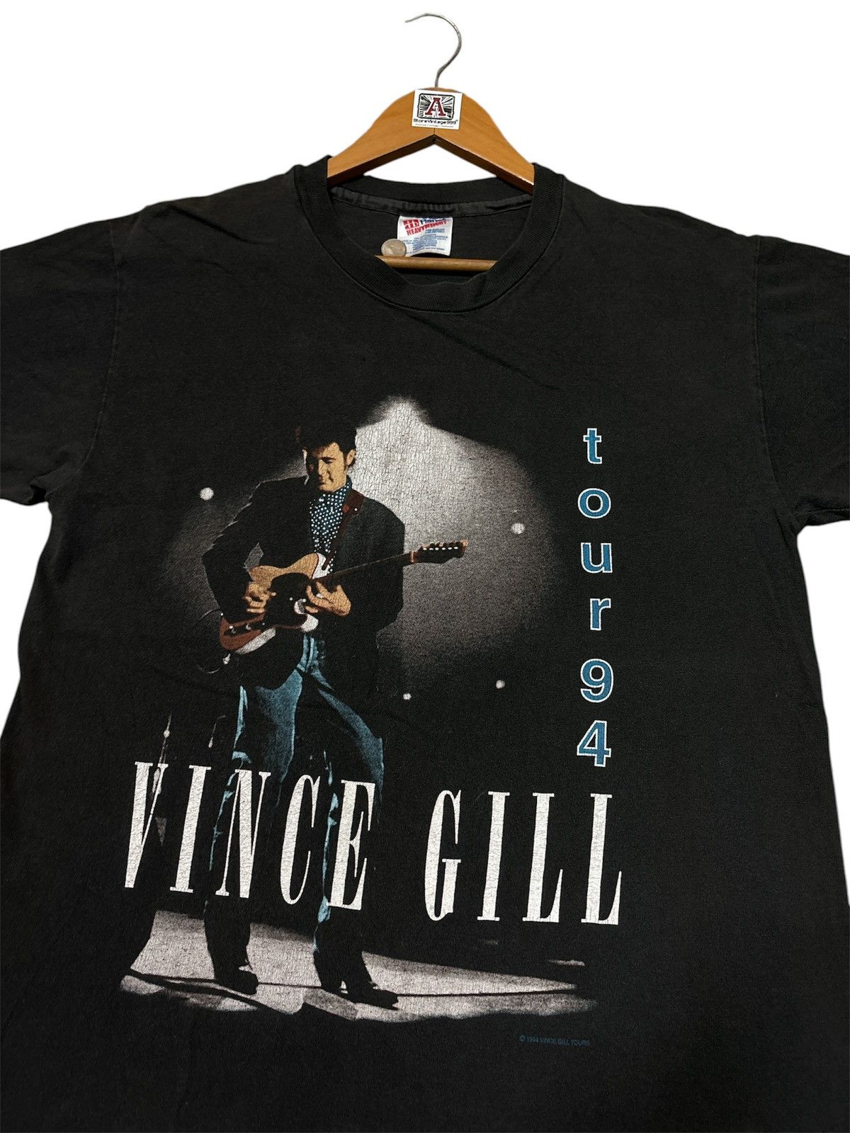 Band Tees ‼️RARE‼️VINTAGE 1994 VINCE GILL TOUR TSHIRT TEE💥 Size US M / EU 48-50 / 2 - 5 Thumbnail