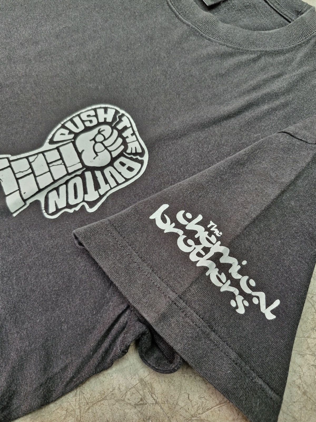 Band Tees Vintage 2000s The Chemical Brothers Push The Button Tee Size US M / EU 48-50 / 2 - 4 Thumbnail