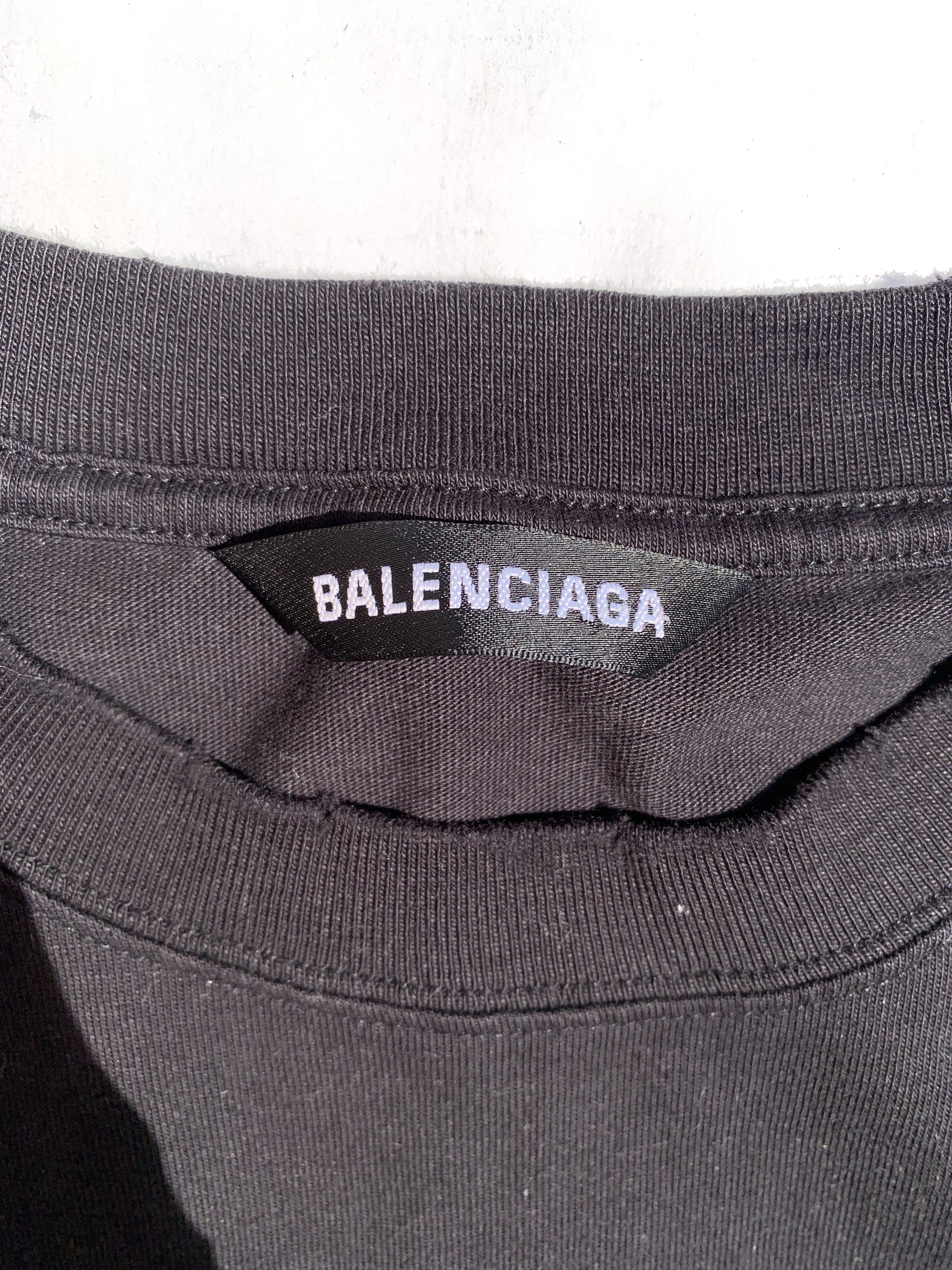 Balenciaga Balenciaga Sacre Coeur Notre Dame Long-sleeve T-shirt Size US L / EU 52-54 / 3 - 7 Thumbnail