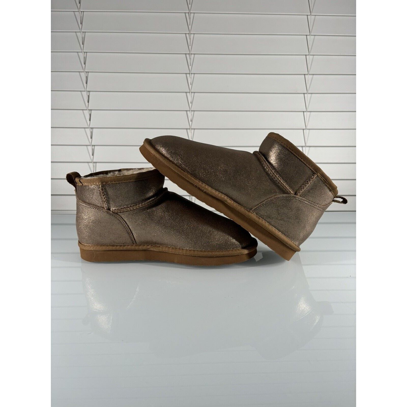 & Other Stories Bearpaw Women's Shorty Bootie Cognac New Sz 7 Faux Fur Lined Size US 10 / IT 40 - 4 Thumbnail
