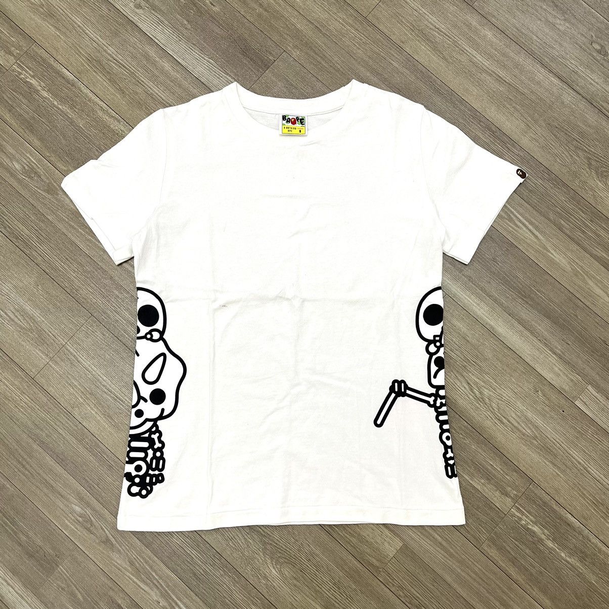 Bape Vintage Bape ABathing Ape Dinosaurs White Tee Size S / US 4 / IT 40 - 1 Thumbnail