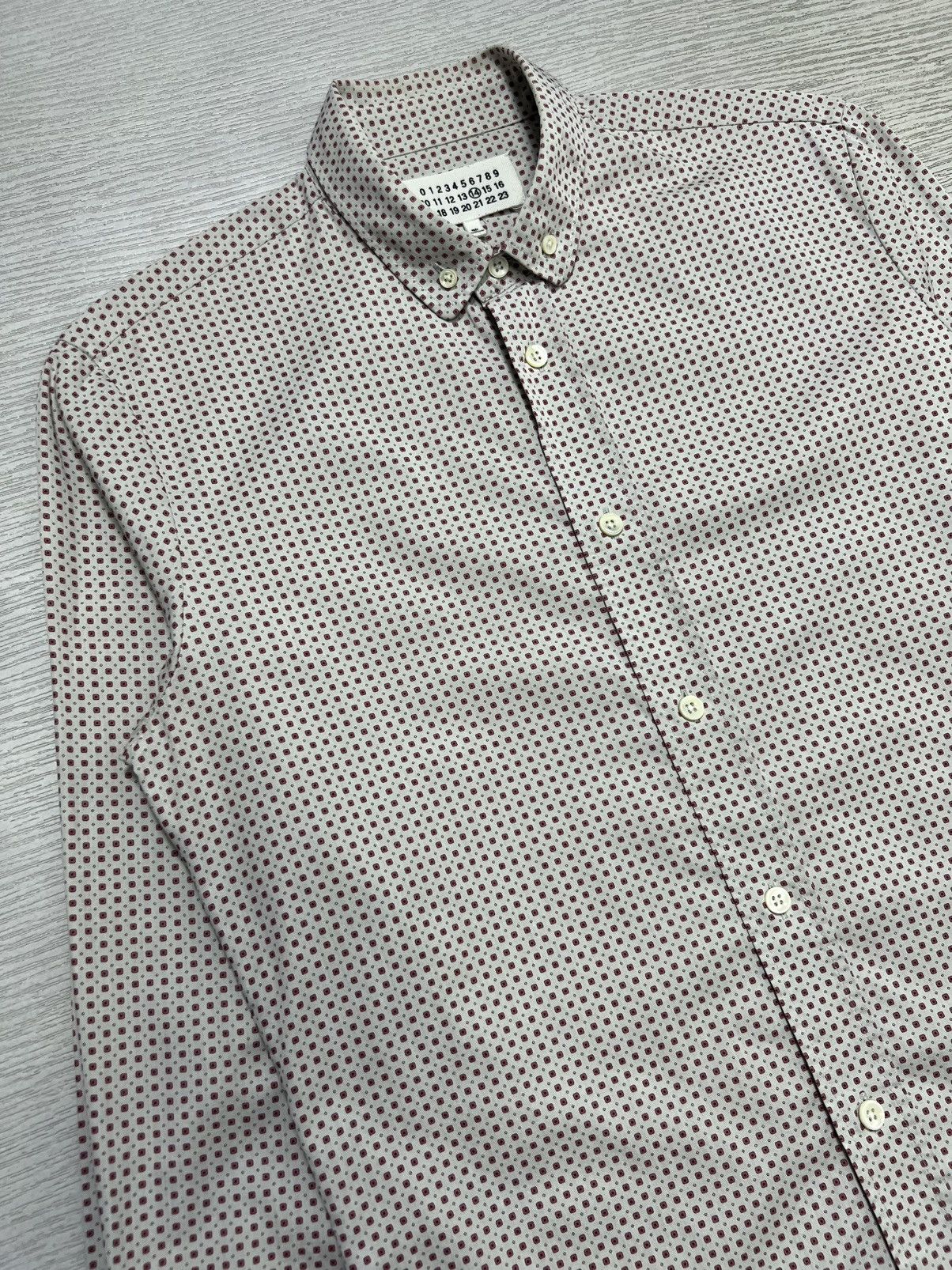 Maison Margiela Maison Margiela - Capsule Allover Print Button Up L/S Shirt Size US S / EU 44-46 / 1 - 5 Thumbnail