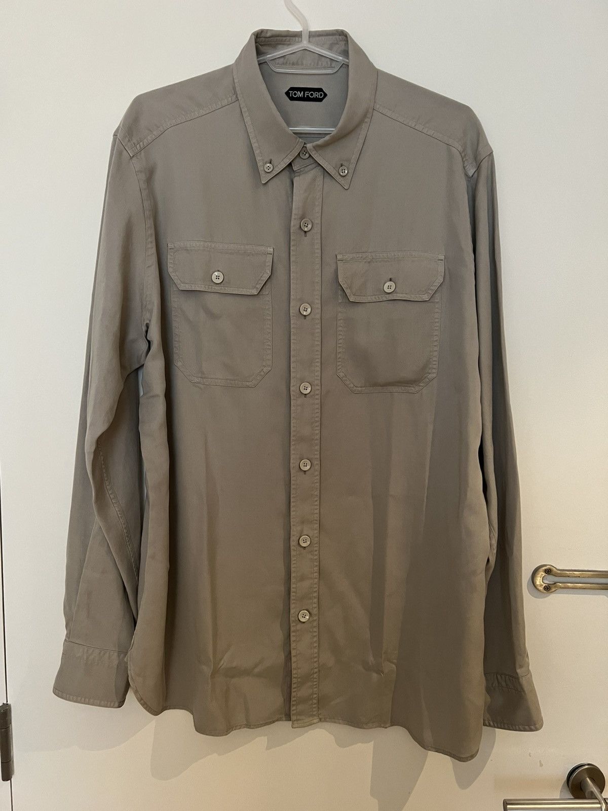 Tom Ford Tom ford long sleeve dress shirt size 17/43 beige Size US XL / EU 56 / 4 - 1 Thumbnail