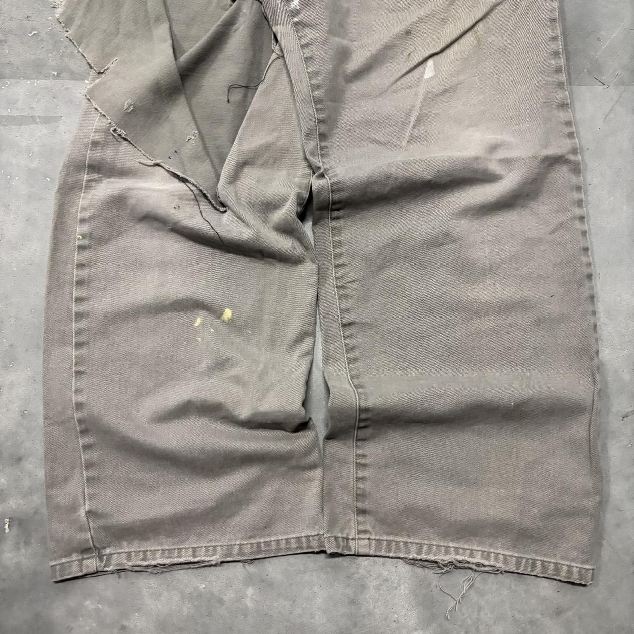 Carhartt × Vintage Crazy Vintage Y2K/2000s Faded Khaki Grey Distressed Streetwear Workwear Pants! Size US 32 / EU 48 - 6 Thumbnail
