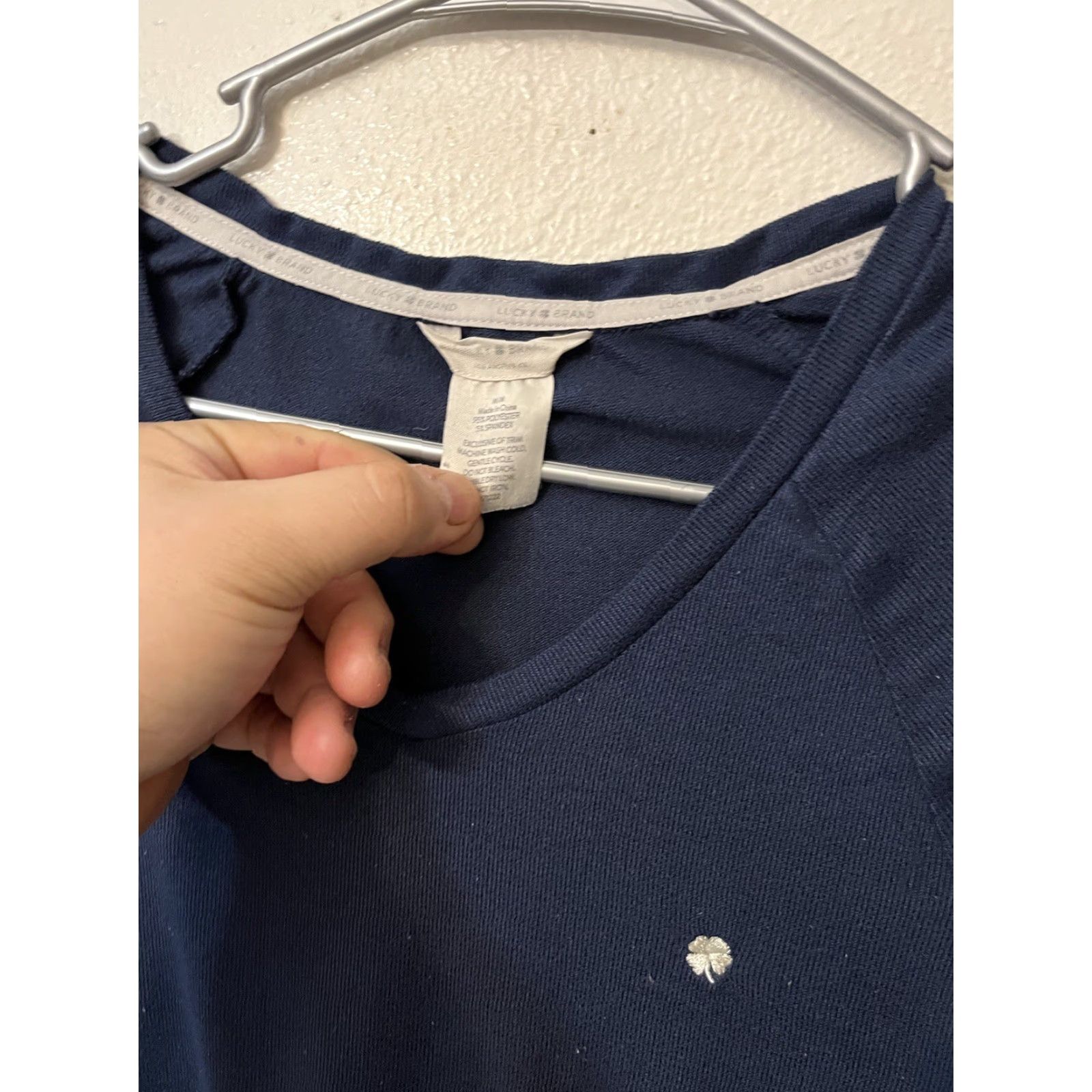 Lucky Brand Lucky Brand Sleep Shirt Medium Navy Blue V Neck Solid Long Sleeve Womens Size M / US 6-8 / IT 42-44 - 2 Thumbnail