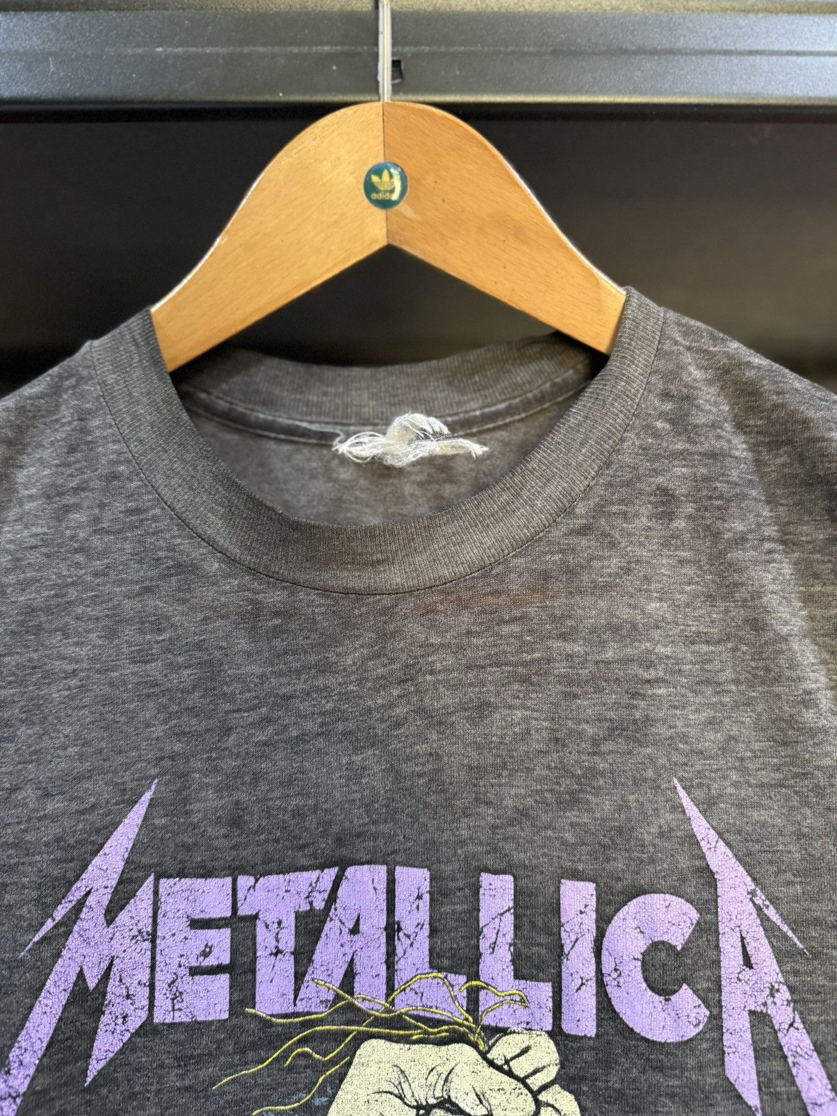 Band Tees Thrashed Vintage 80s Metallica Pushead Paper Thin Tank Top T Size US L / EU 52-54 / 3 - 5 Thumbnail