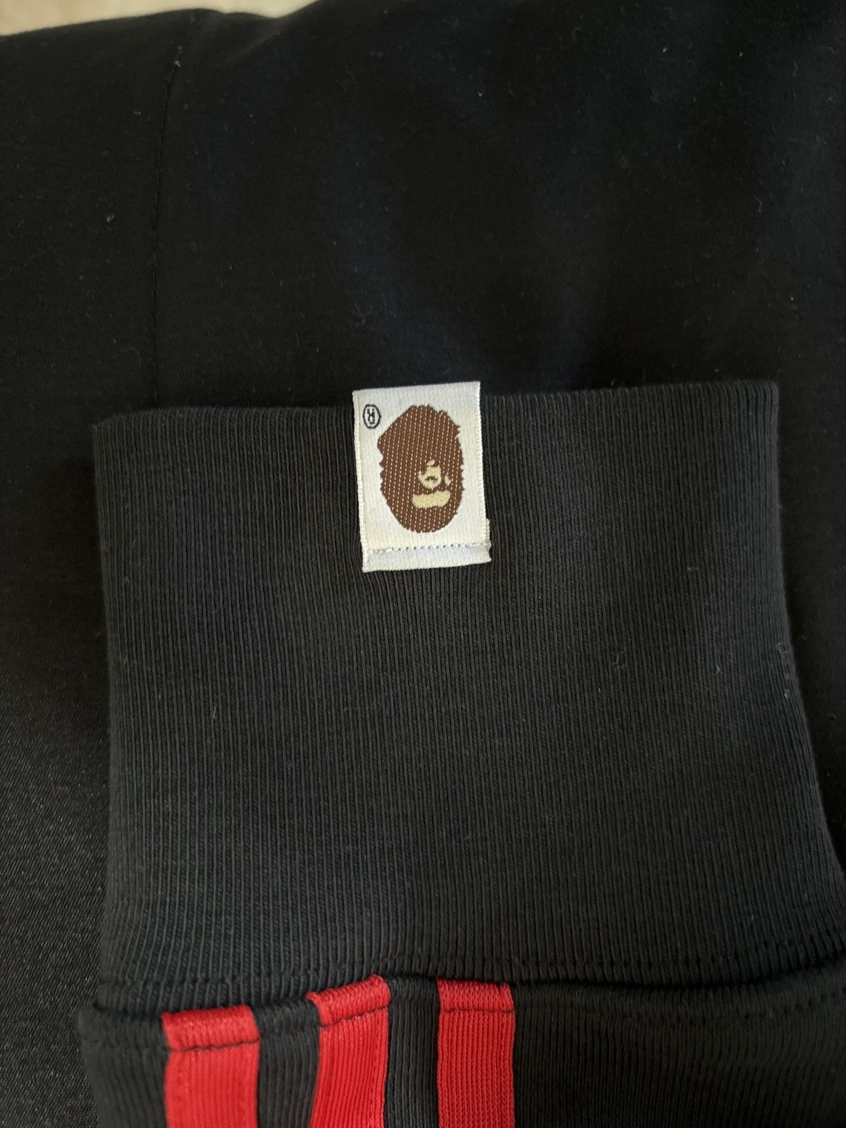 Adidas × Bape Bape x adidas orginal shark full zip hoodie black/red medium Size US M / EU 48-50 / 2 - 3 Thumbnail
