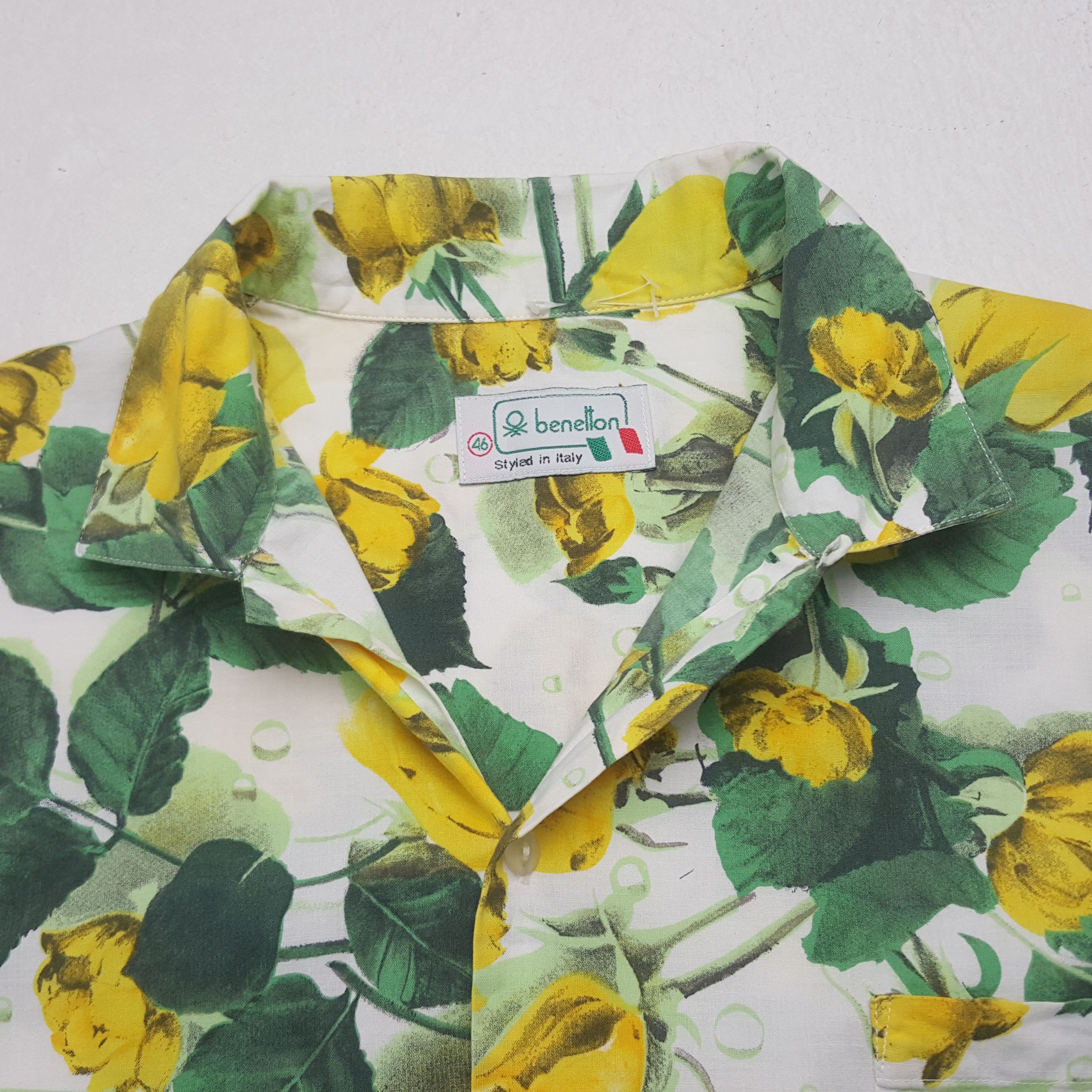 Benetton Vintage Benetton Flowers Art Hawaii Shirt Button Up RR7 Size US L / EU 52-54 / 3 - 4 Thumbnail