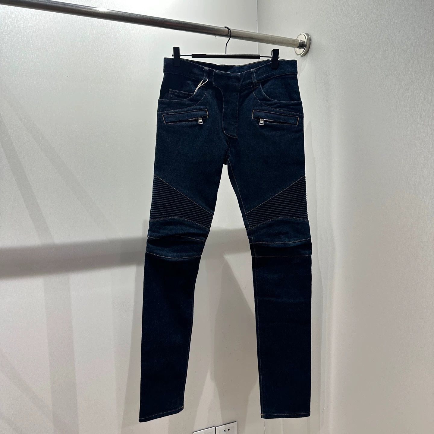 Balmain Balmain feb256 logo slogan stretch slim fit jeans 28W Size US 28 / EU 44 - 2 Thumbnail