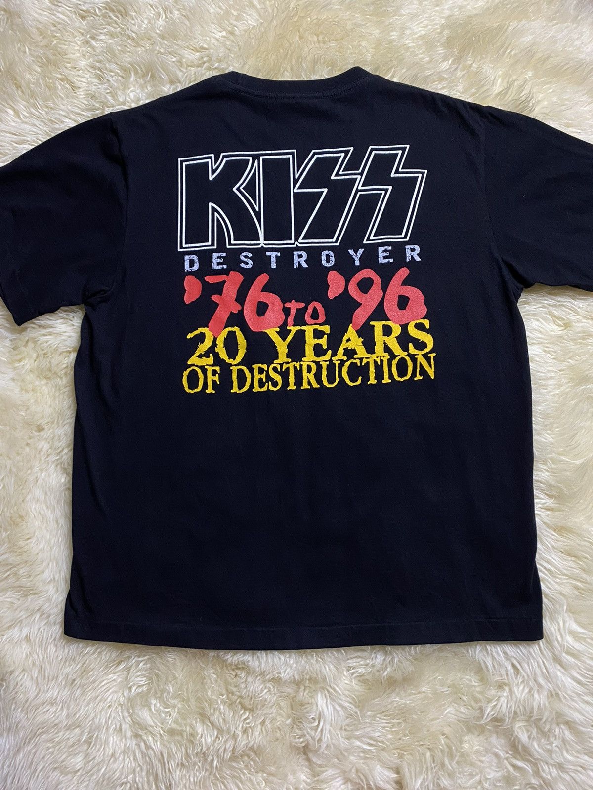 Vintage T-shirt for fans of the legendary rock band kiss army Size US L / EU 52-54 / 3 - 6 Thumbnail