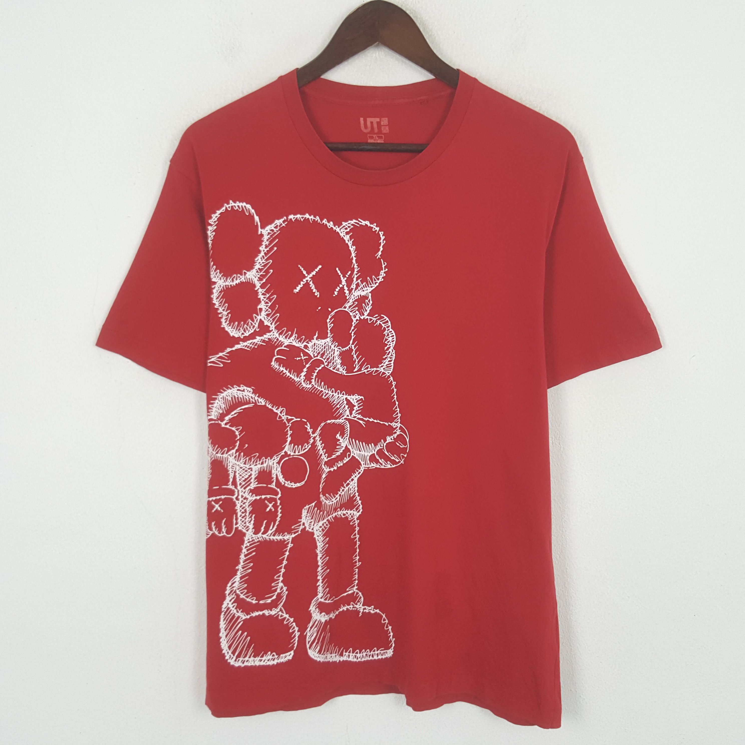 Kaws Vintage Kaws Big Logo Tshirt Size US L / EU 52-54 / 3 - 1 Thumbnail