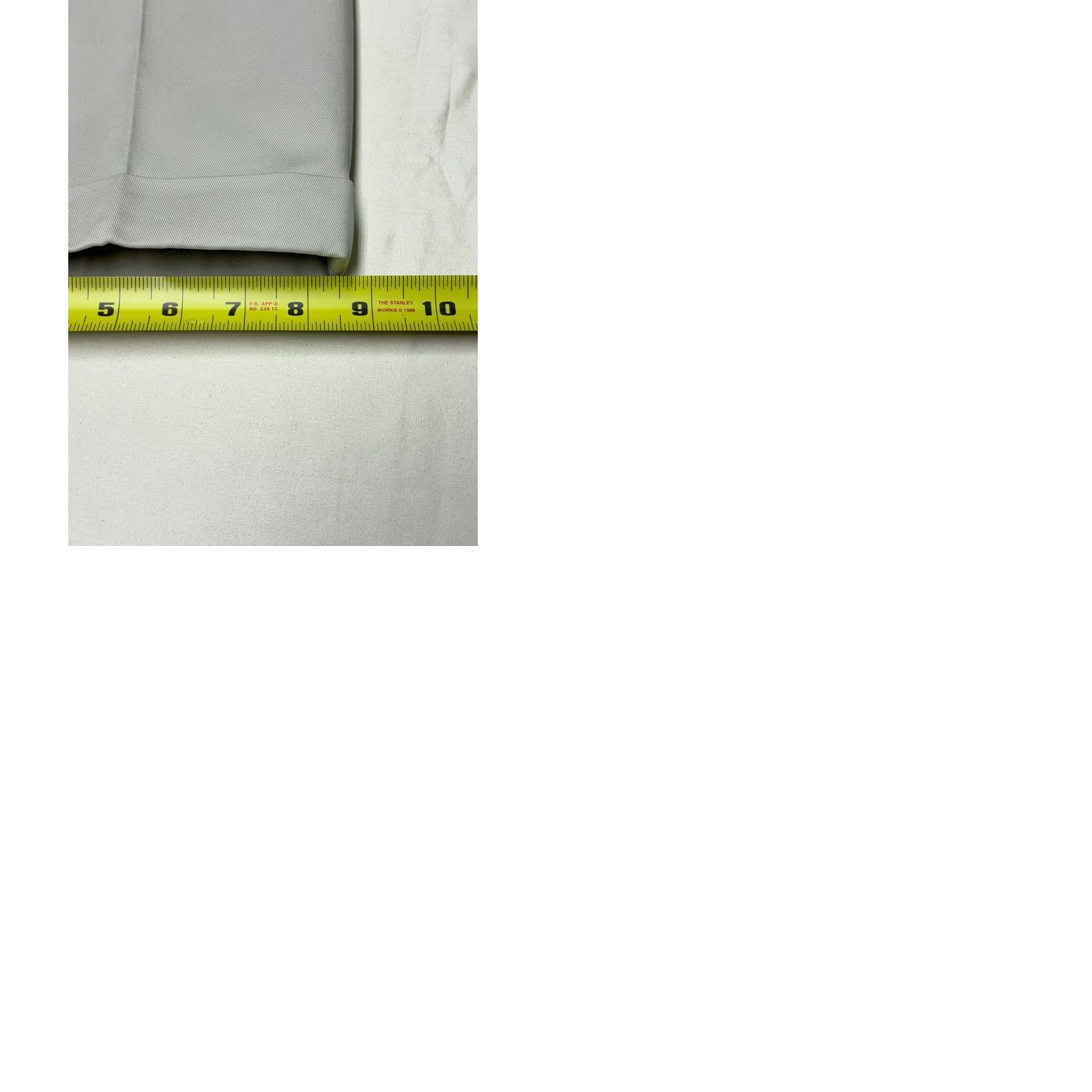 Brooks Brothers Brooks Brothers Advantage Chino Elliot Pants Beige Regular 38x32 Cotton Pleated Buttons ZIP Mens Pants Boy? Size US 38 / EU 54 - 9 Thumbnail