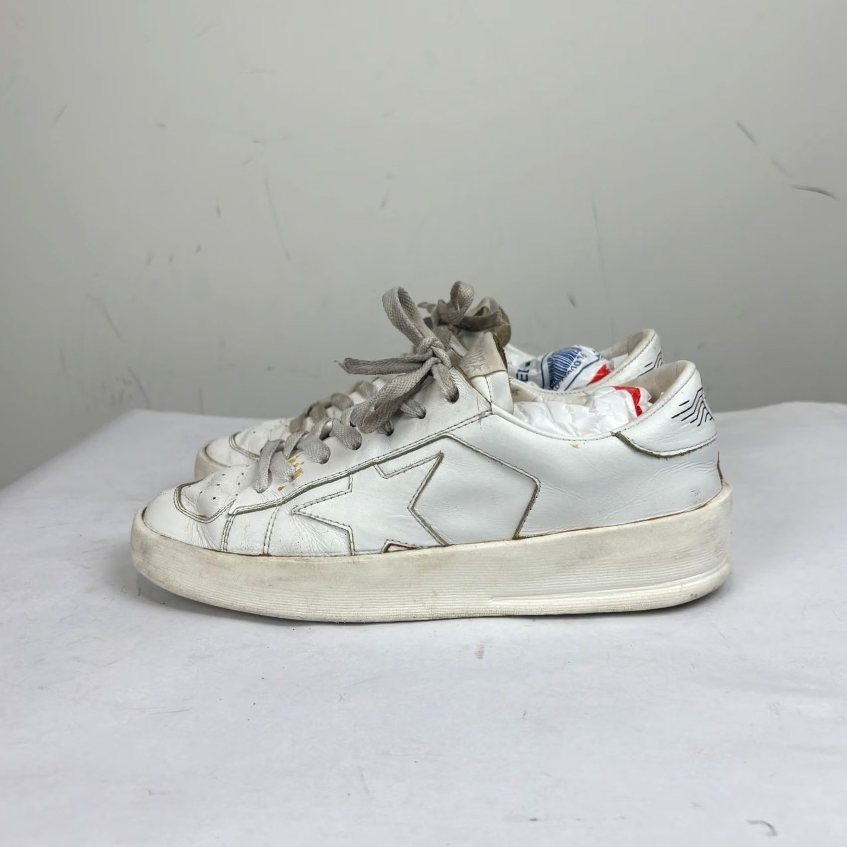 Golden Goose Golden Goose GGDB Stardan Leather Low Top Trainers Sneakers Women 36 White 6 US Women’s Shoes Size M / US 6-8 / IT 42-44 - 5 Thumbnail