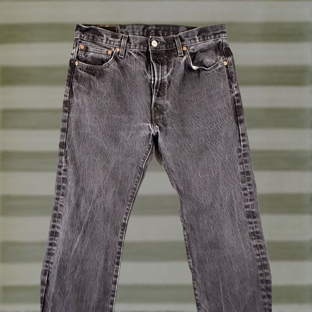 Levi's VINTAGE Levi’s 501 Button Fly Jeans Mens 34x30 Black Denim Faded Weathered Straight Leg City, Streetwear Mens Size US 34 / EU 50 - 1 Thumbnail