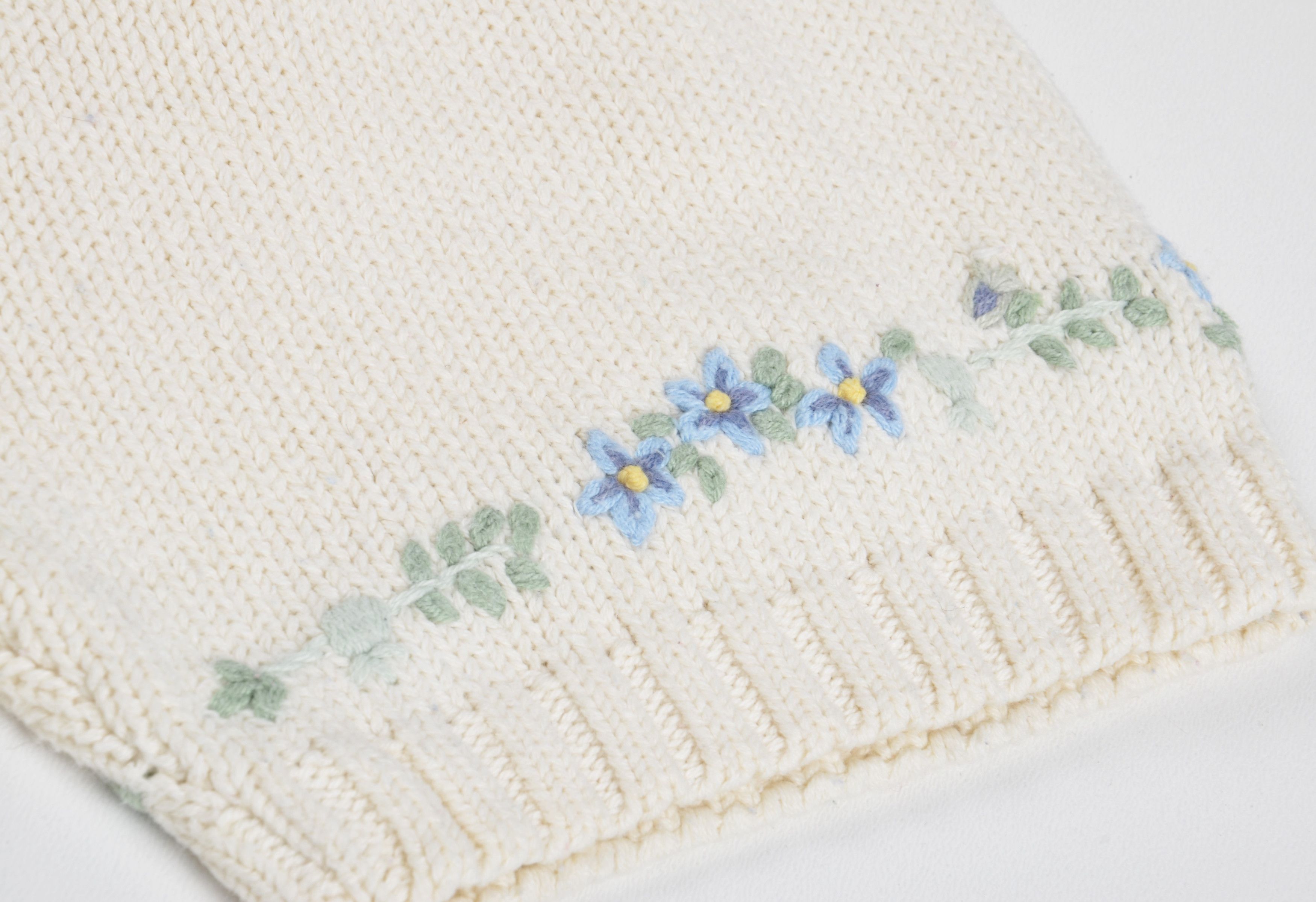 L.L. Bean Vintage L.L. Bean 80's Cottagecore Floral Knitted Jumper Size S / US 4 / IT 40 - 4 Thumbnail