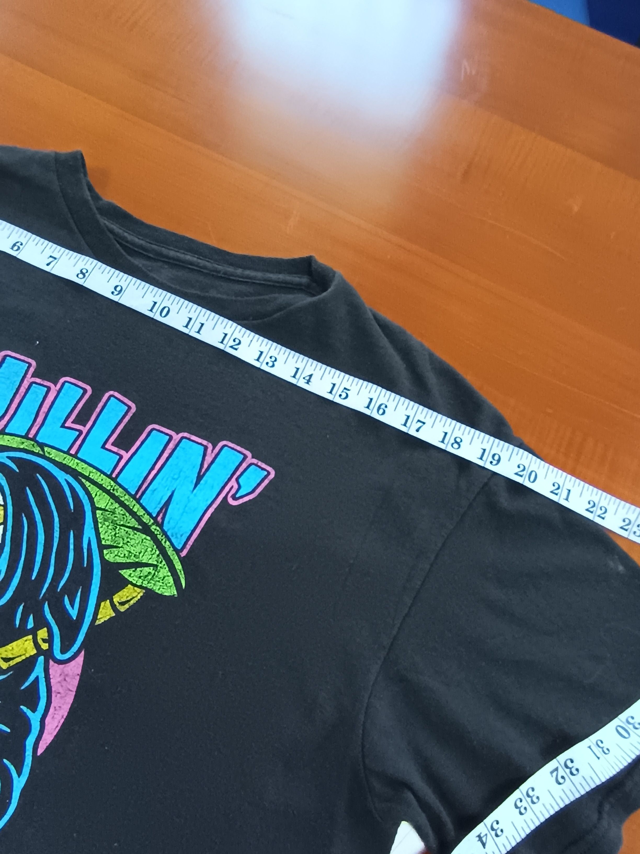 Japanese Brand DOM Chillin' Grimreaper Tshirt Size US L / EU 52-54 / 3 - 18 Thumbnail