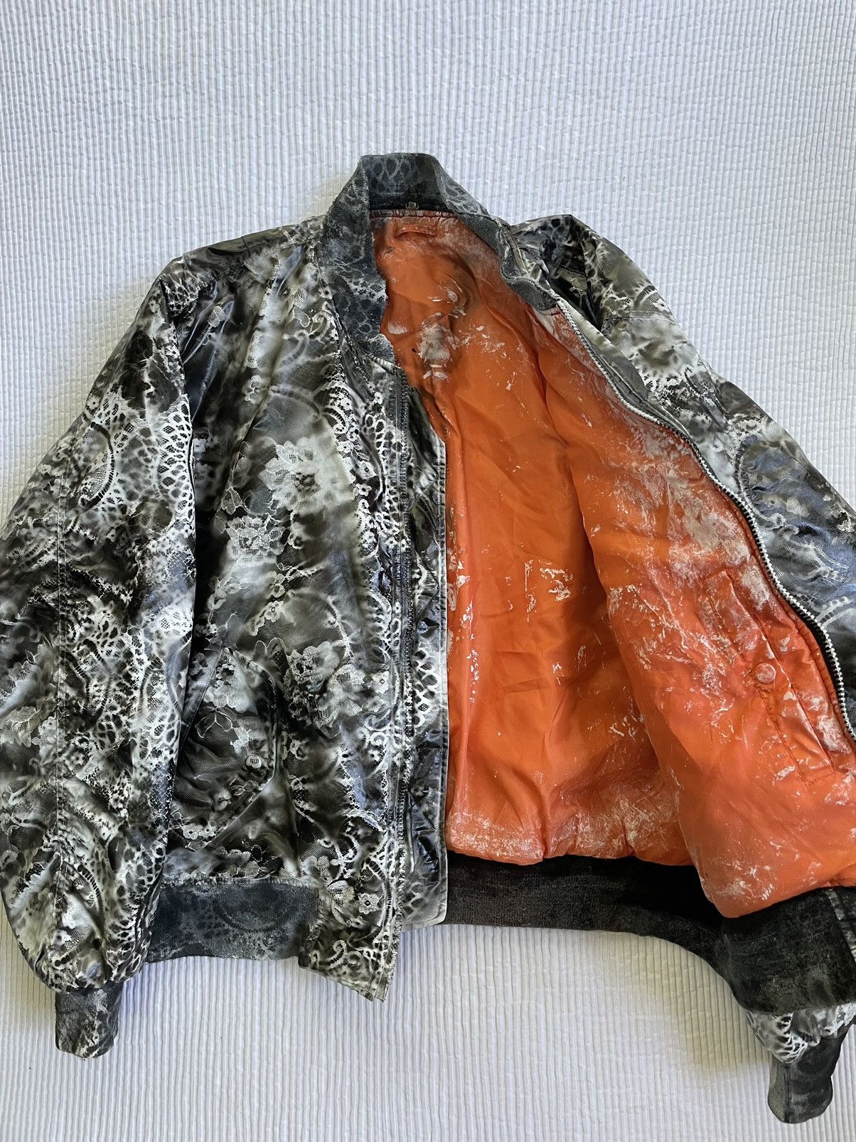 Handmade MA-1 Bomber in Floral Nior Size US XL / EU 56 / 4 - 6 Thumbnail