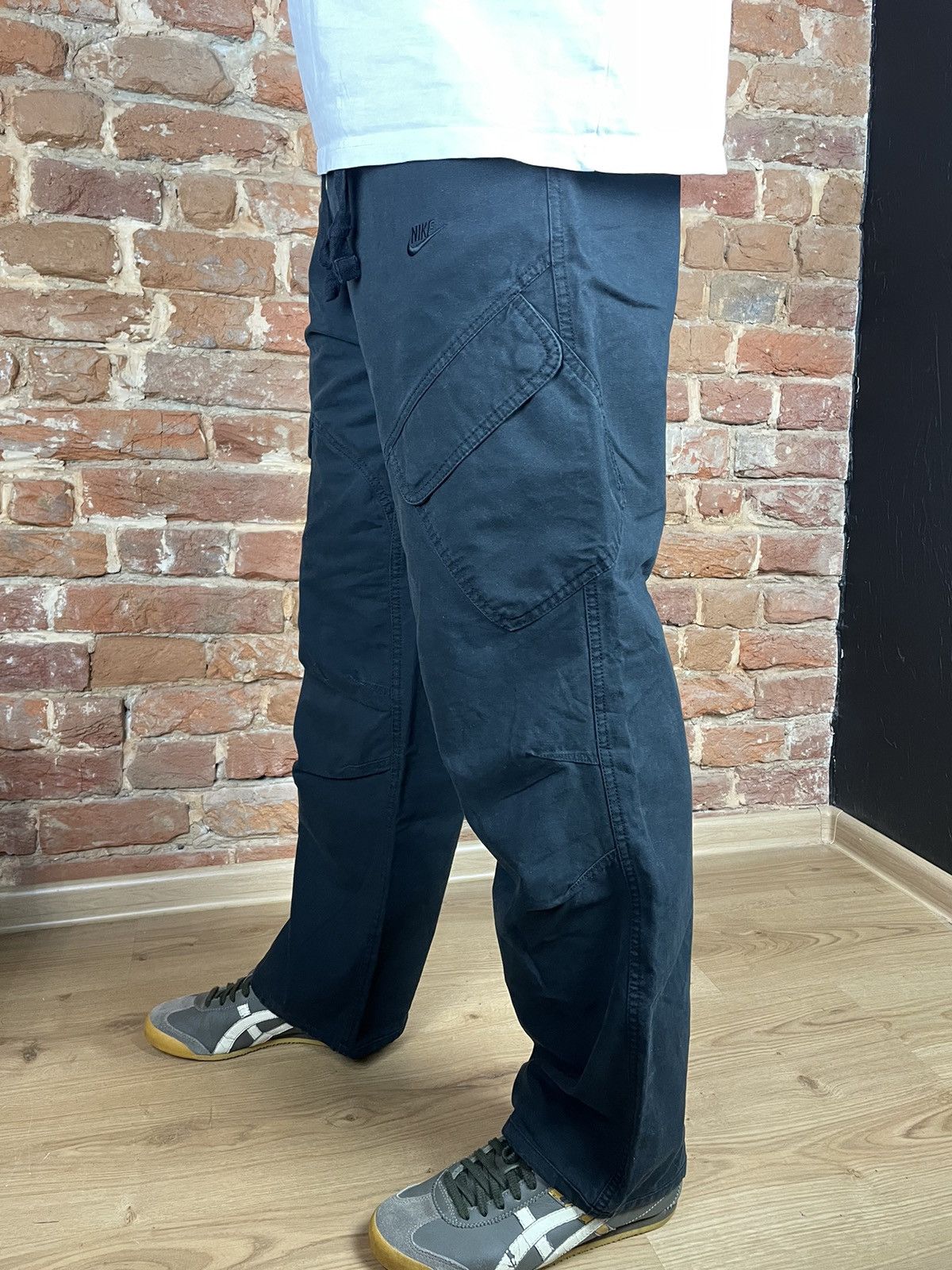 Nike Vintage Nike Cargo Pants Gorpcore Y2K Size US 32 / EU 48 - 2 Thumbnail