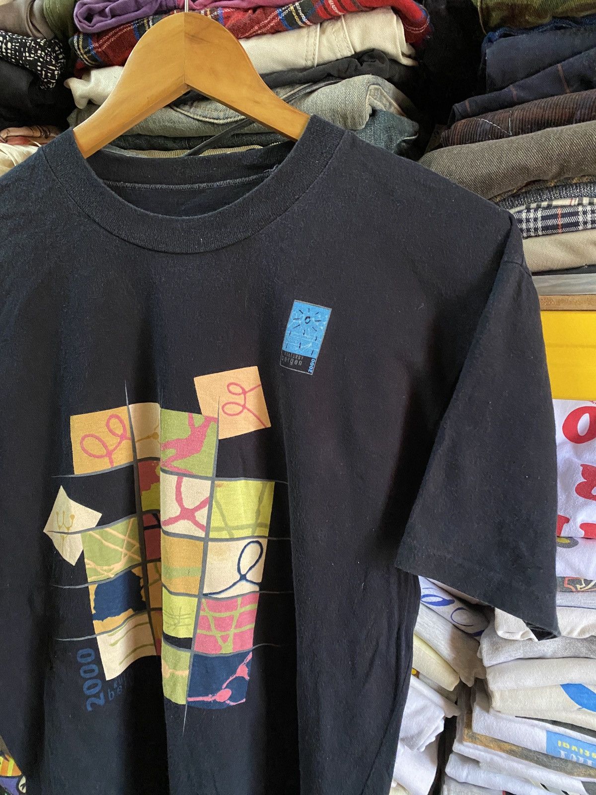 Vintage Vintage 90s Kulturby bergen 2000 collection artwork Size US S / EU 44-46 / 1 - 2 Thumbnail