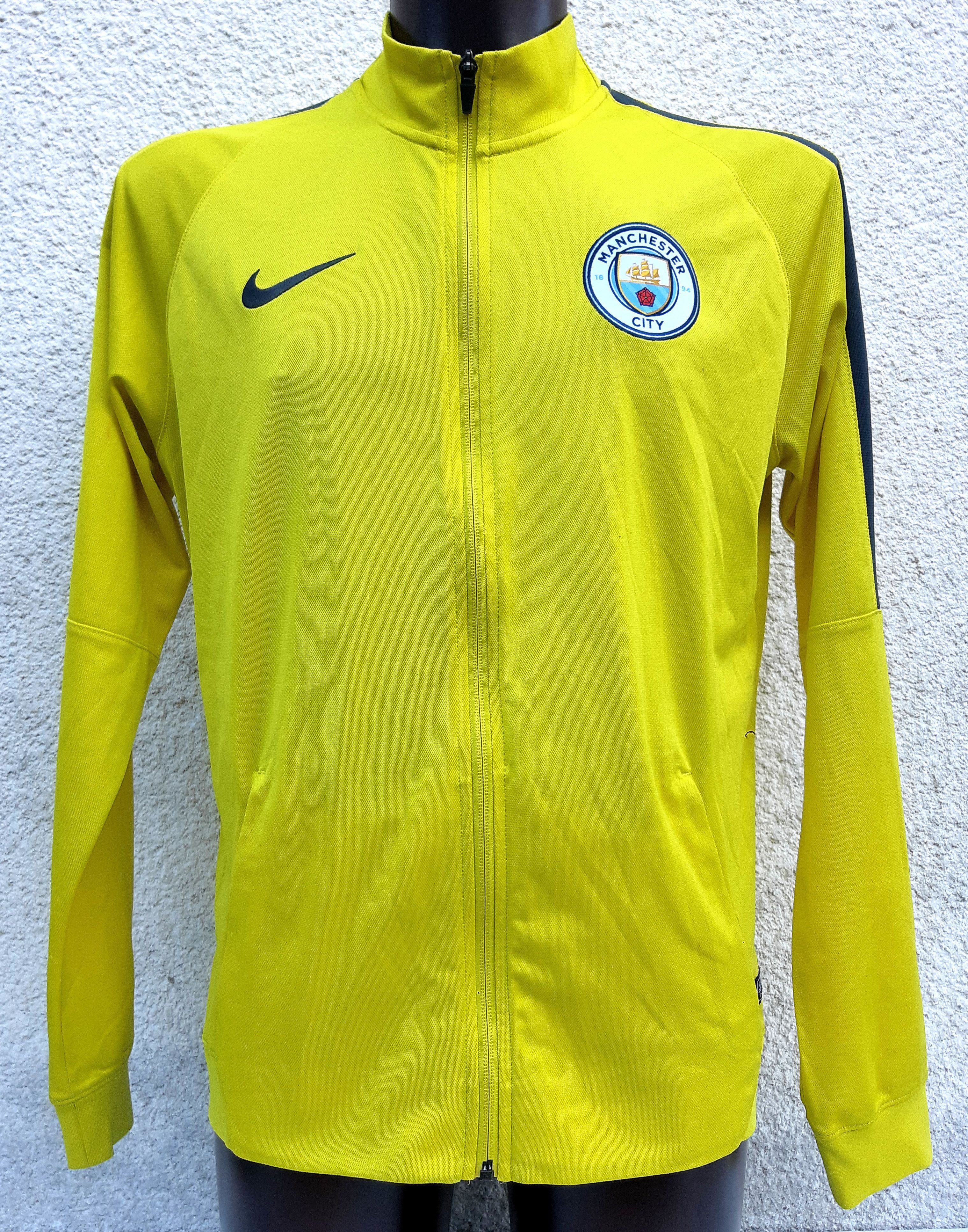 Nike Nike MANCHESTER CITY 2016/2017 Training Jacket Jersey Size US L / EU 52-54 / 3 - 4 Thumbnail