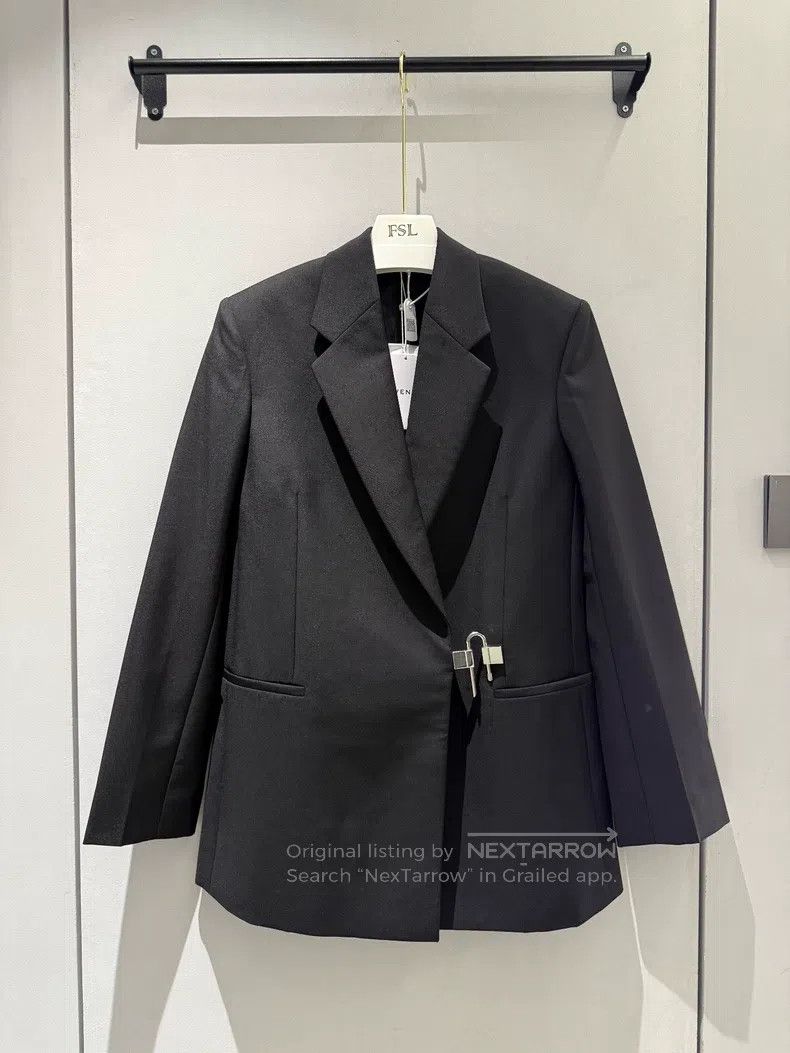 Givenchy Solid Color Lapel U-Neck Long Sleeve Blazer Jacke