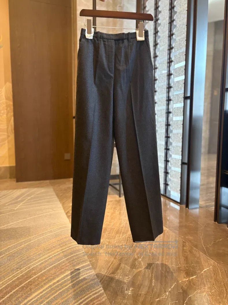 Hermes Hermes Ladies Casual Pants, 100% Wool, Mid-Rise Straight, Size 42" / US 20 - 1 Thumbnail