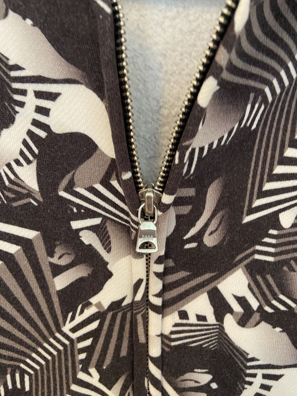 Bape BAPE dazzle camo brown shark hoodie Size US L / EU 52-54 / 3 - 9 Thumbnail