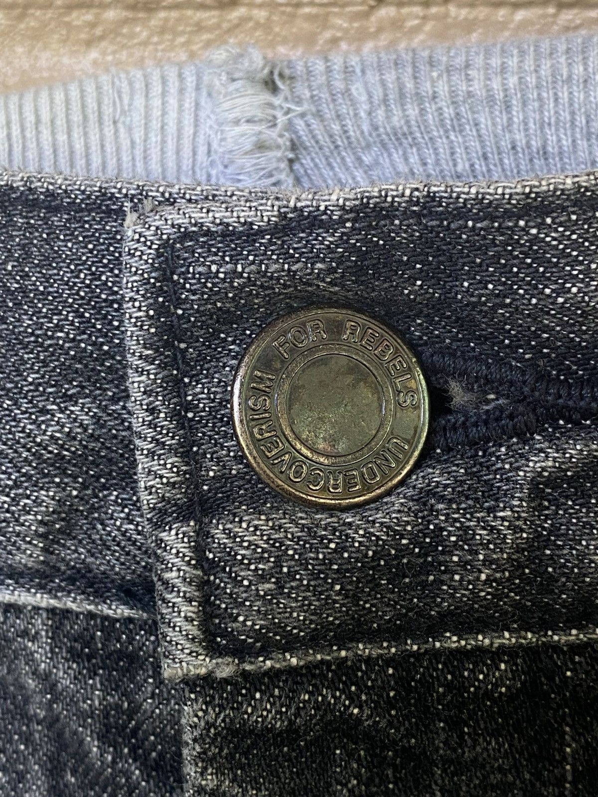 Undercover Undercover Rebelgods Hybrid Denim Size US 33 - 2 Thumbnail