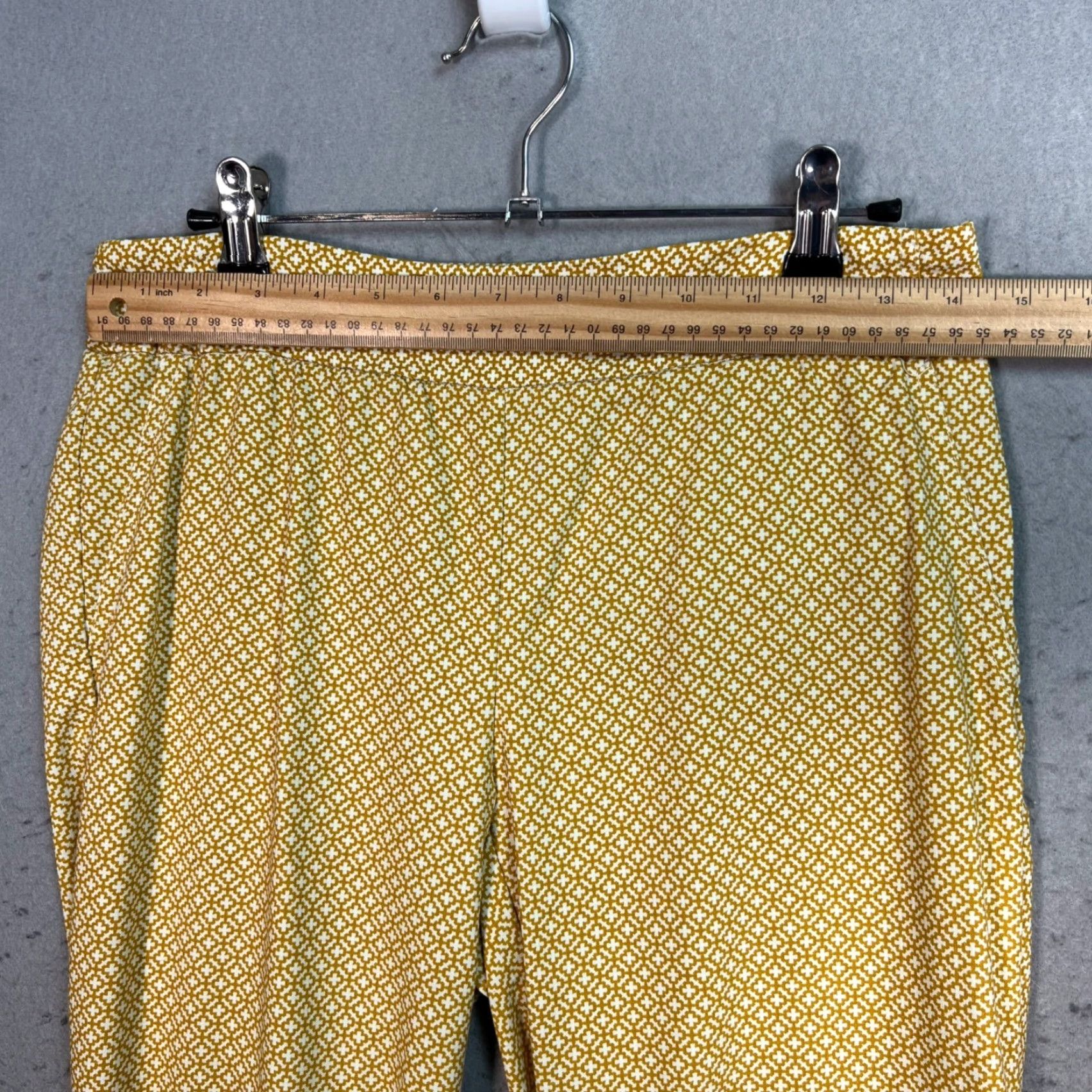 Cynthia Rowley VINTAGE Cynthia Rowley Womens Ankle Pants Size 6 Straight Leg Yellow Geometric Pattern Summer Season Size 28" / US 6 / IT 42 - 5 Thumbnail