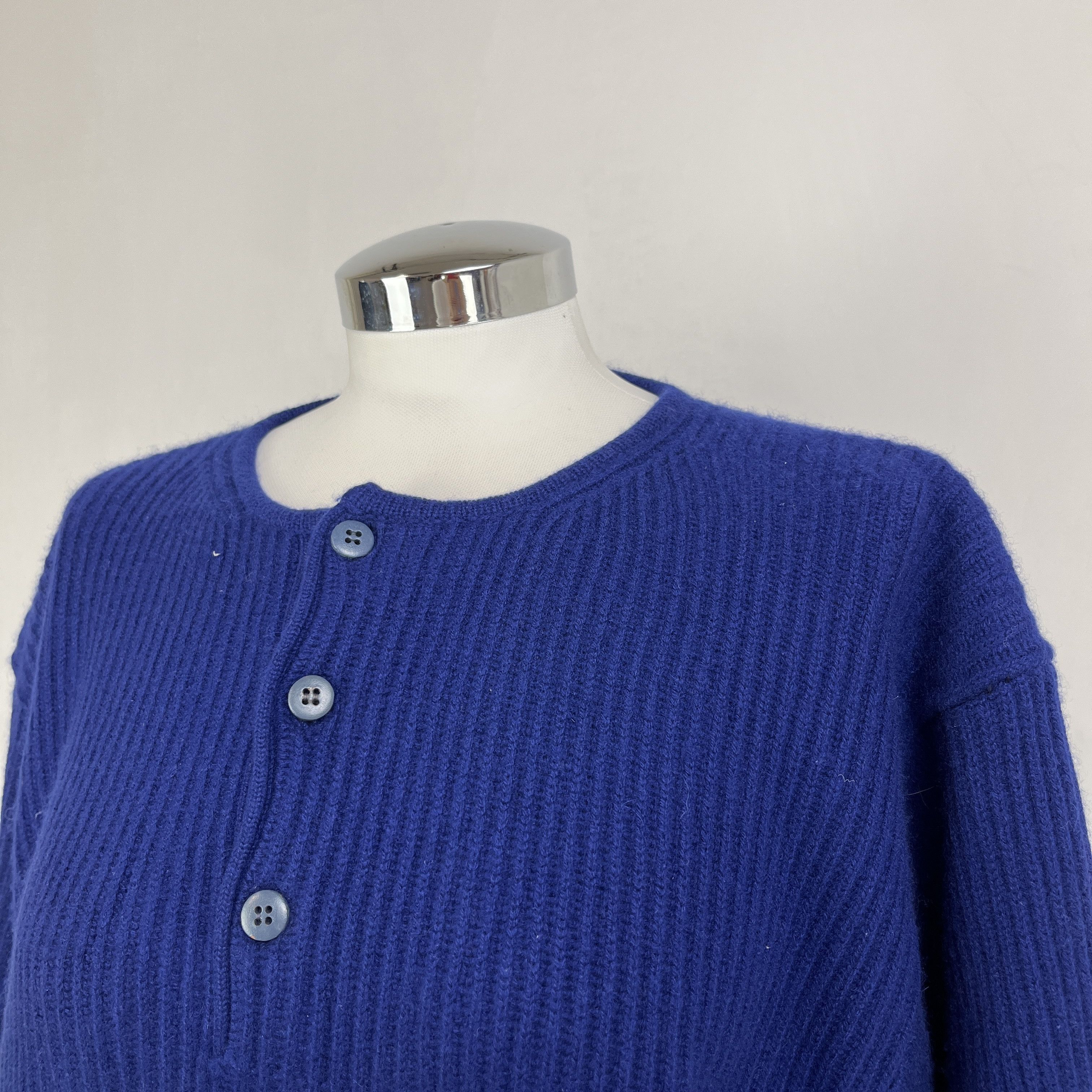 Valentino Maglione Valentino Boutique Cashmere – S Size S / US 4 / IT 40 - 3 Thumbnail
