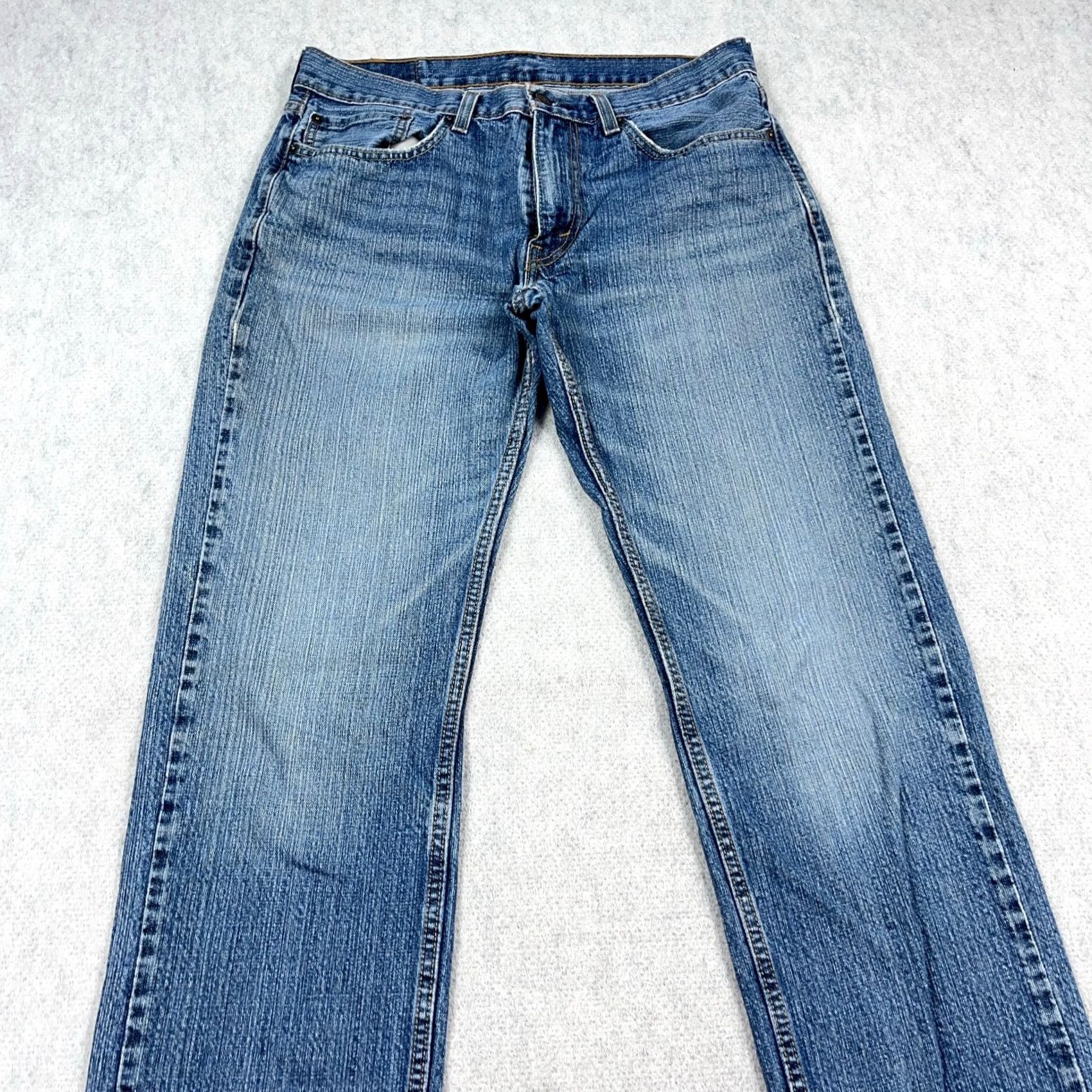 Levi's Levis 559 Jeans Men 32x33 Relaxed Fit Straight Leg Denim Blue 5-Pocket Regular Waist Belt Loops Logo Zipper Button Distressed Vintage: No Size US 32 / EU 48 - 3 Thumbnail