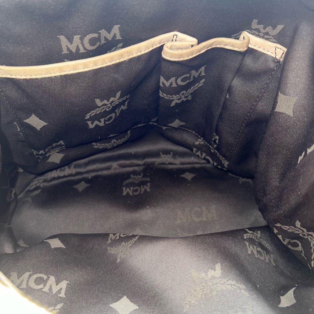 MCM MCM Visetos Hobo Bag Ivory Shoulder Bag Shopper Bag LogoPrin Size ONE SIZE - 16 Thumbnail