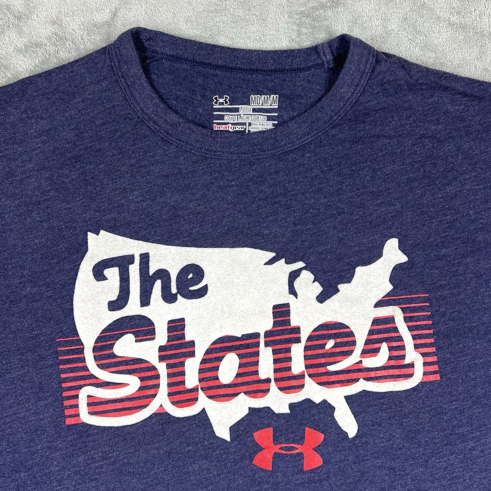 Under Armour Under Armour The States Graphic T-Shirt Men’s Medium Navy Blue Loose HeatGear T-Shirt Short Sleeve Crew Neck Buttonless? Size US M / EU 48-50 / 2 - 6 Thumbnail