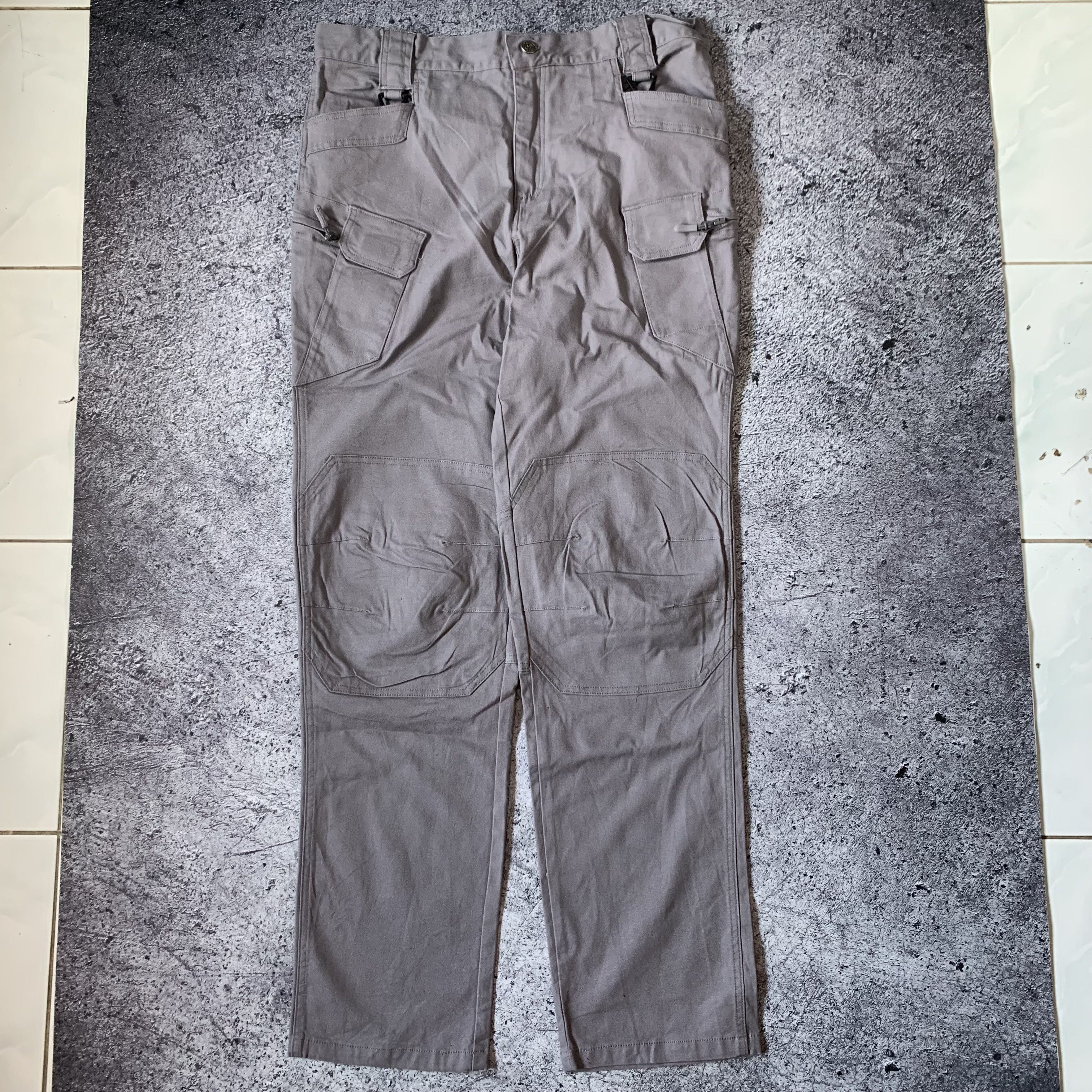 Japanese Brand 2000s Archive Ifsixwasnine 14th Multipocket Cargo Pants y2k Size US 35 - 1 Thumbnail