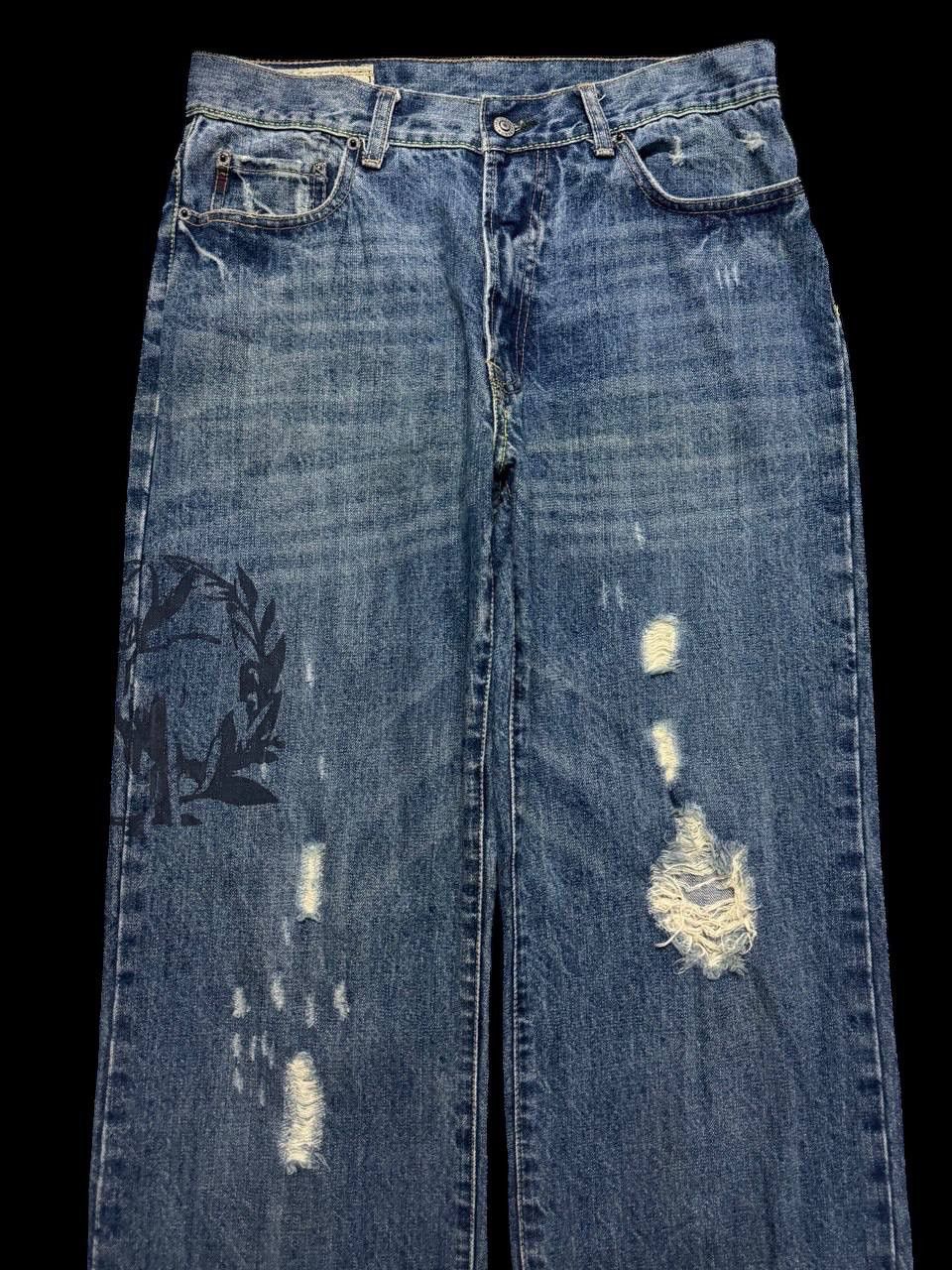 Abercrombie & Fitch BOOTCUT Sick Abrecrombie Mudwash Distress Tattoo Baggy Flare Size US 30 / EU 46 - 3 Thumbnail