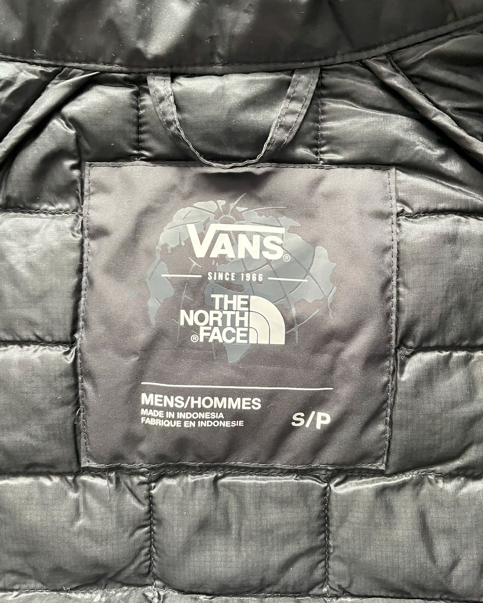 The North Face × Vans Vans The North Face Down Coach Jacket Size US S / EU 44-46 / 1 - 6 Thumbnail