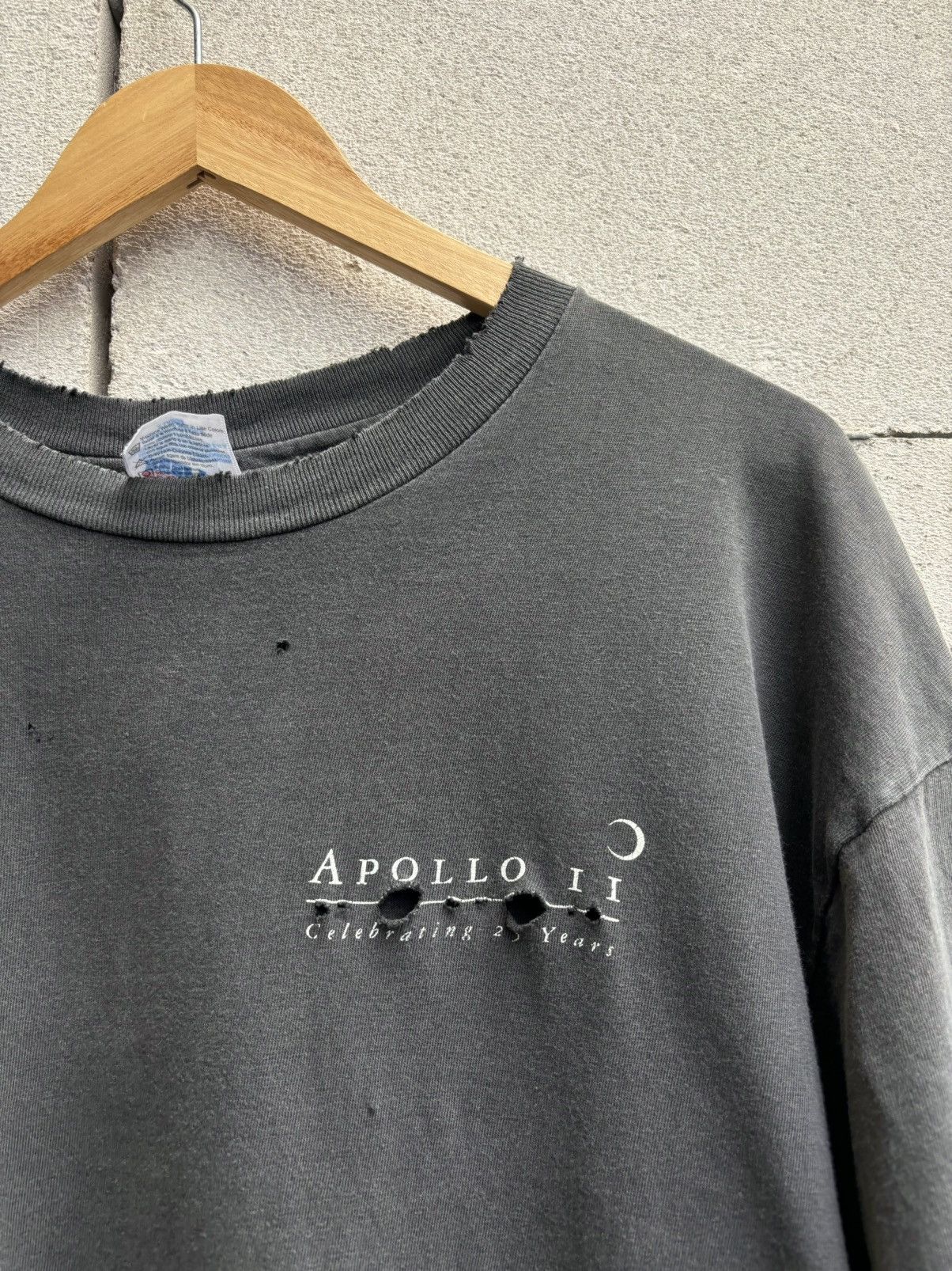 Vintage Thrashed Faded APOLLO II Rockwell Tee Shirt Distressed ERD Size US XL / EU 56 / 4 - 4 Thumbnail