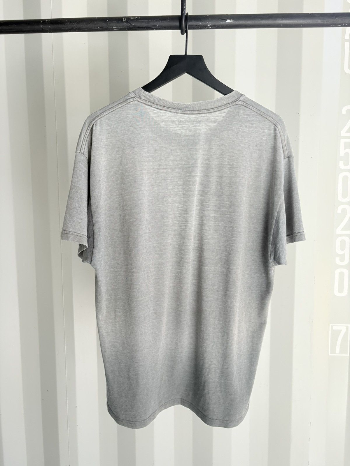 Vintage Vintage Blank Shirt Faded Distressed Grunge Paper Thin Size US XL / EU 56 / 4 - 5 Thumbnail