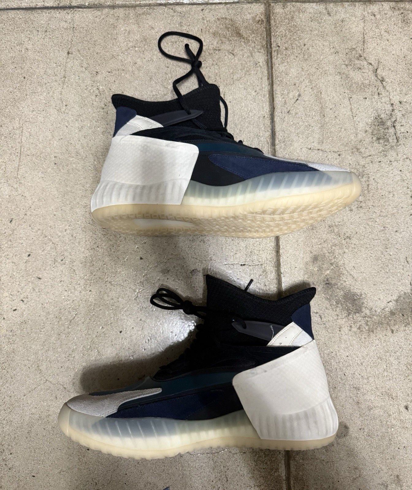 Yeezy Adidas Unreleased Yeezy Basketball Sample Size 11.5 2017 Size US 11.5 / EU 44-45 - 3 Thumbnail