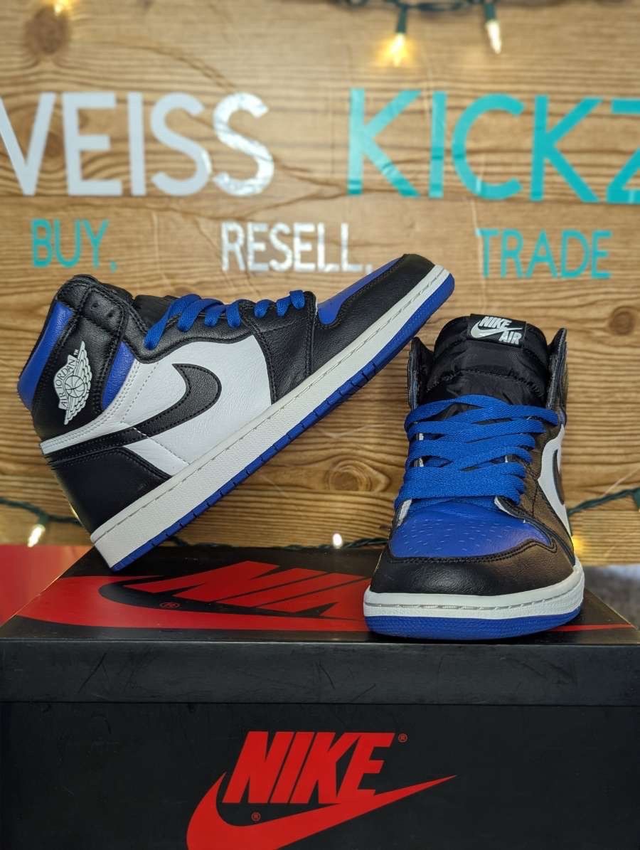 Jordan Brand Jordan 1 royal toe Size US 9.5 / EU 42-43 - 1 Thumbnail