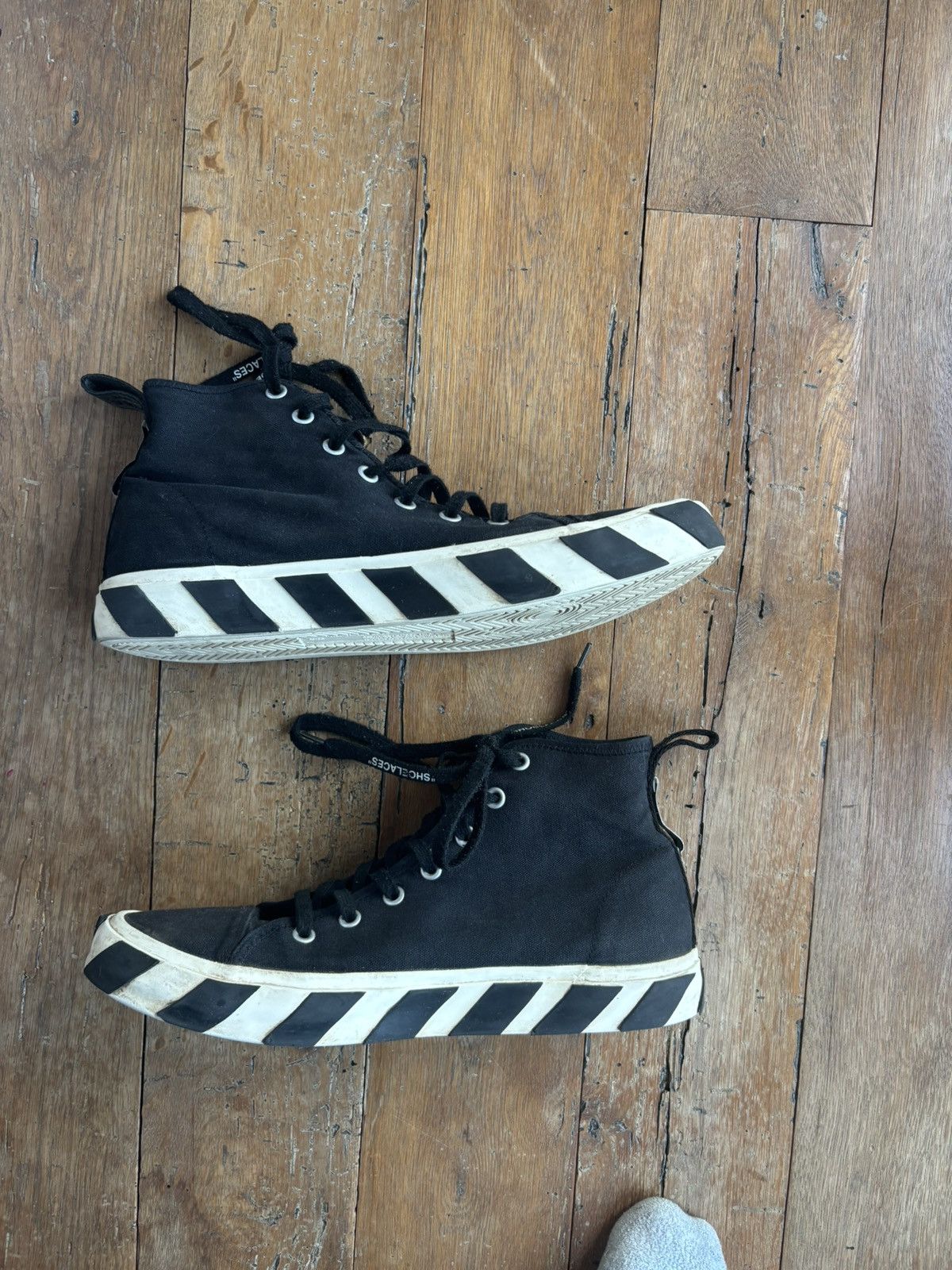 Off-White Off-White High Top Shoes Size US 13 / EU 46 - 3 Thumbnail