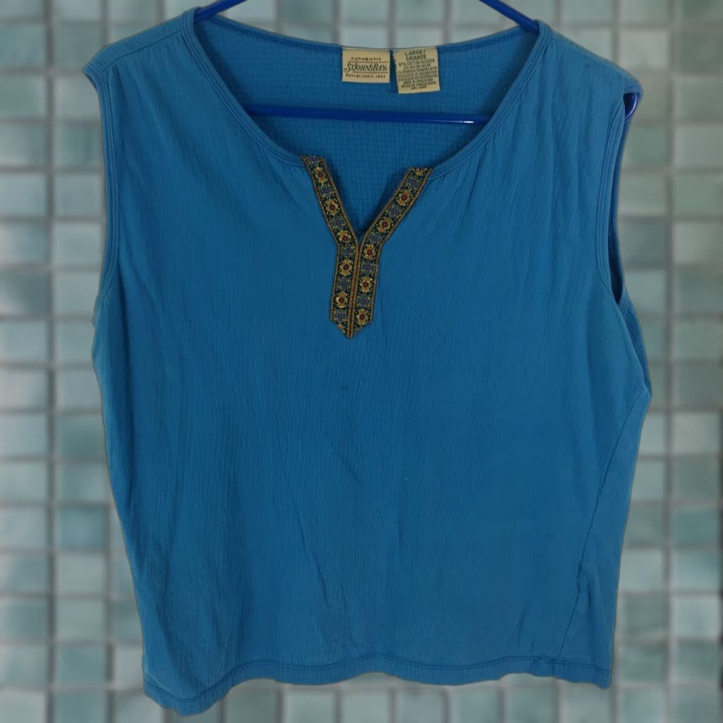 Vintage VINTAGE St. John's Bay Women's Blue Sleeveless V-Neck Blouse Size L Casual Size L / US 10 / IT 46 - 1 Thumbnail