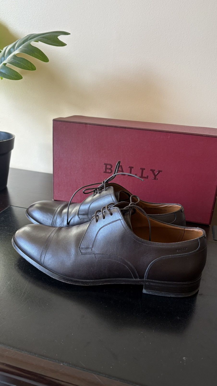 Bally Bally Dark Brown Leather Cap-Toe Oxford Dress Shoes Size US 9 / EU 42 - 5 Thumbnail