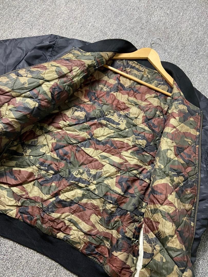 Avirex Avirex Reversible Bomber Jacket with Camo Pattern (202) Size US XXL / EU 58 / 5 - 7 Thumbnail