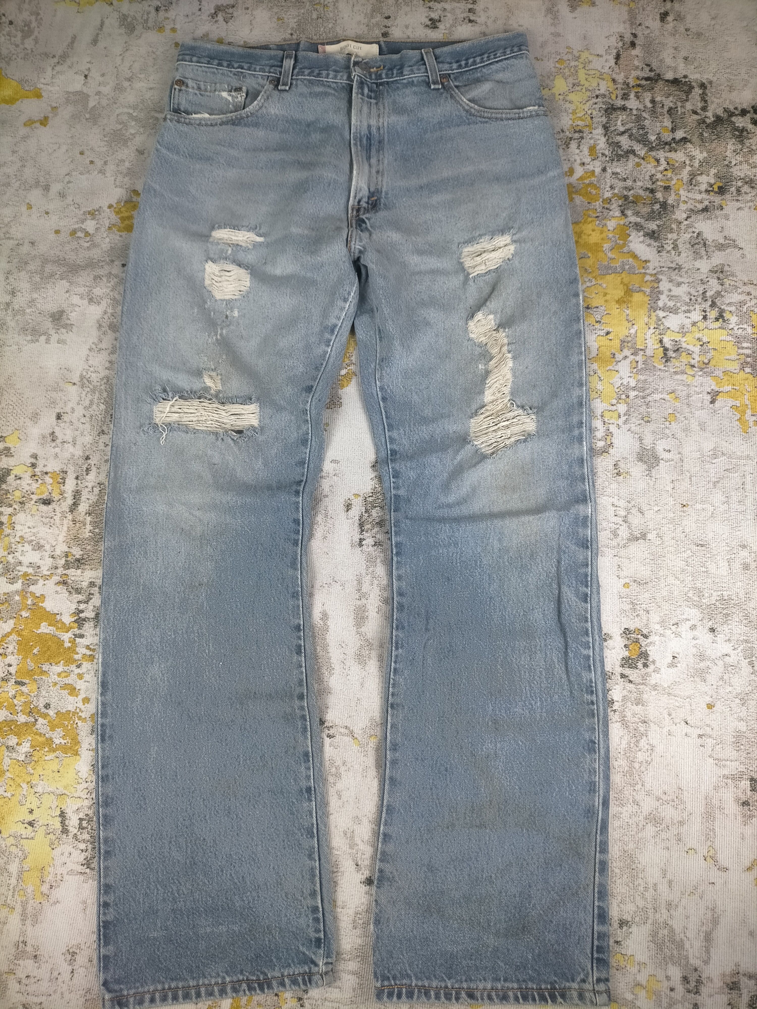 🔥 Vintage Levis 517 Flared Thrashed Distressed Jeans