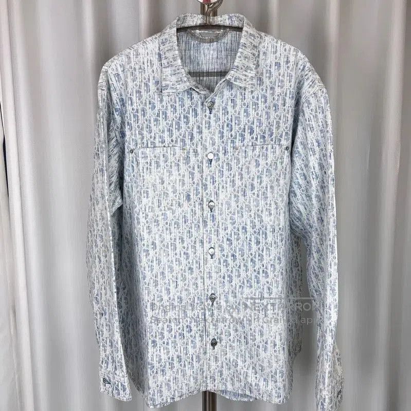 Dior Dior Light Blue Cotton Button-Up Shirt . Size US XL / EU 56 / 4 - 1 Thumbnail